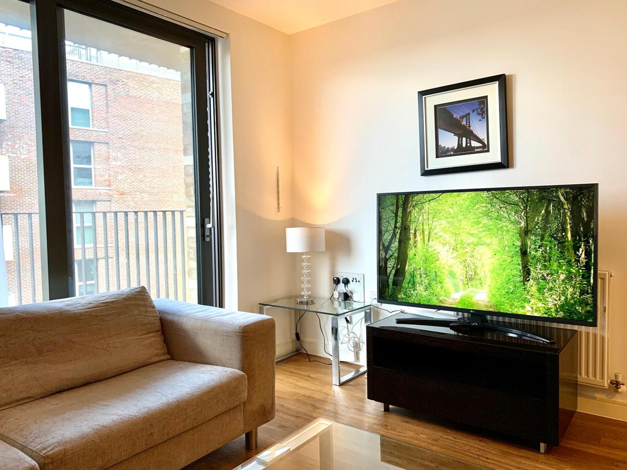 Dockland Excel 2 Bedroom * Londen