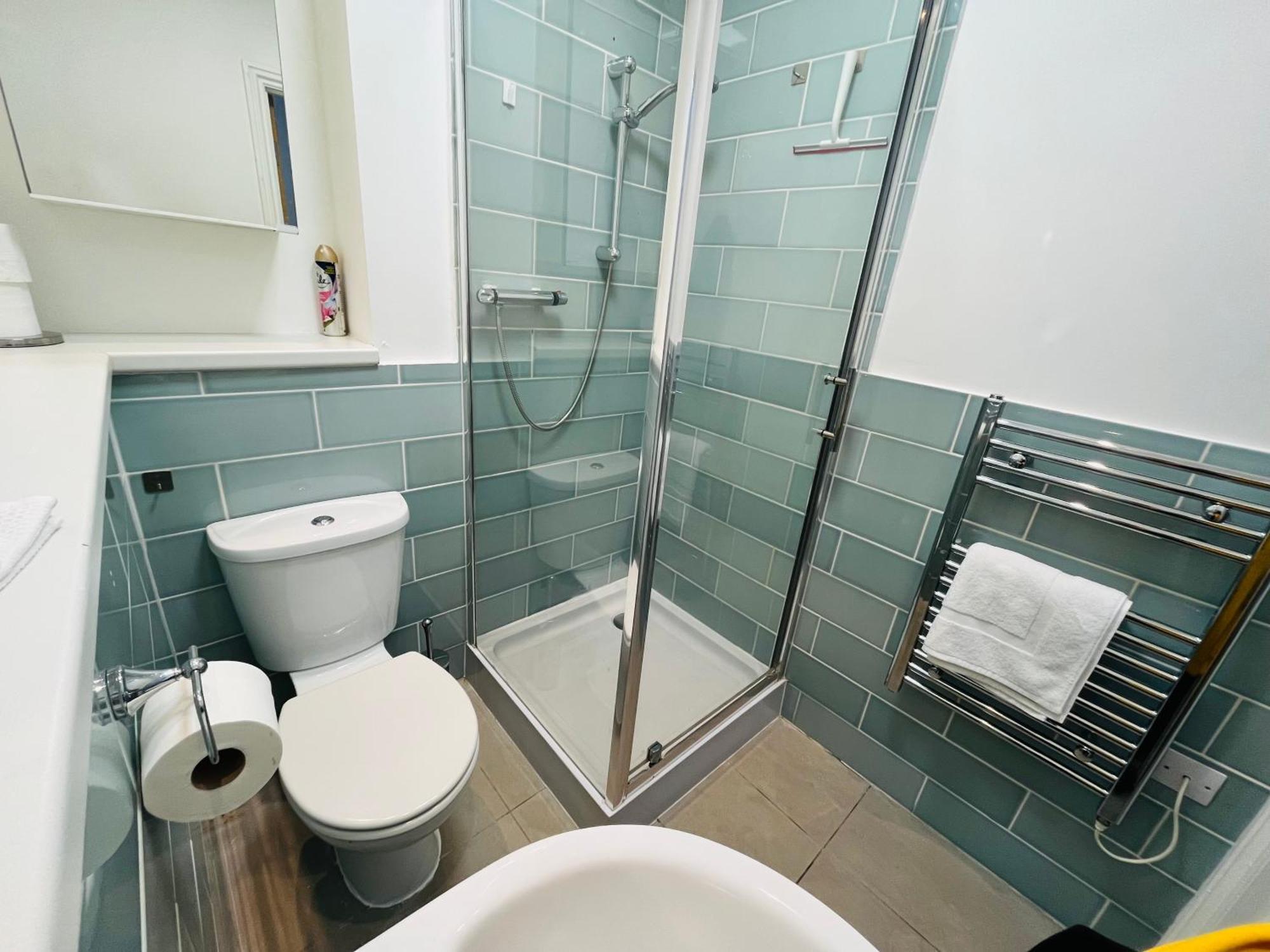 Modern Flat Near Transports Appartement *