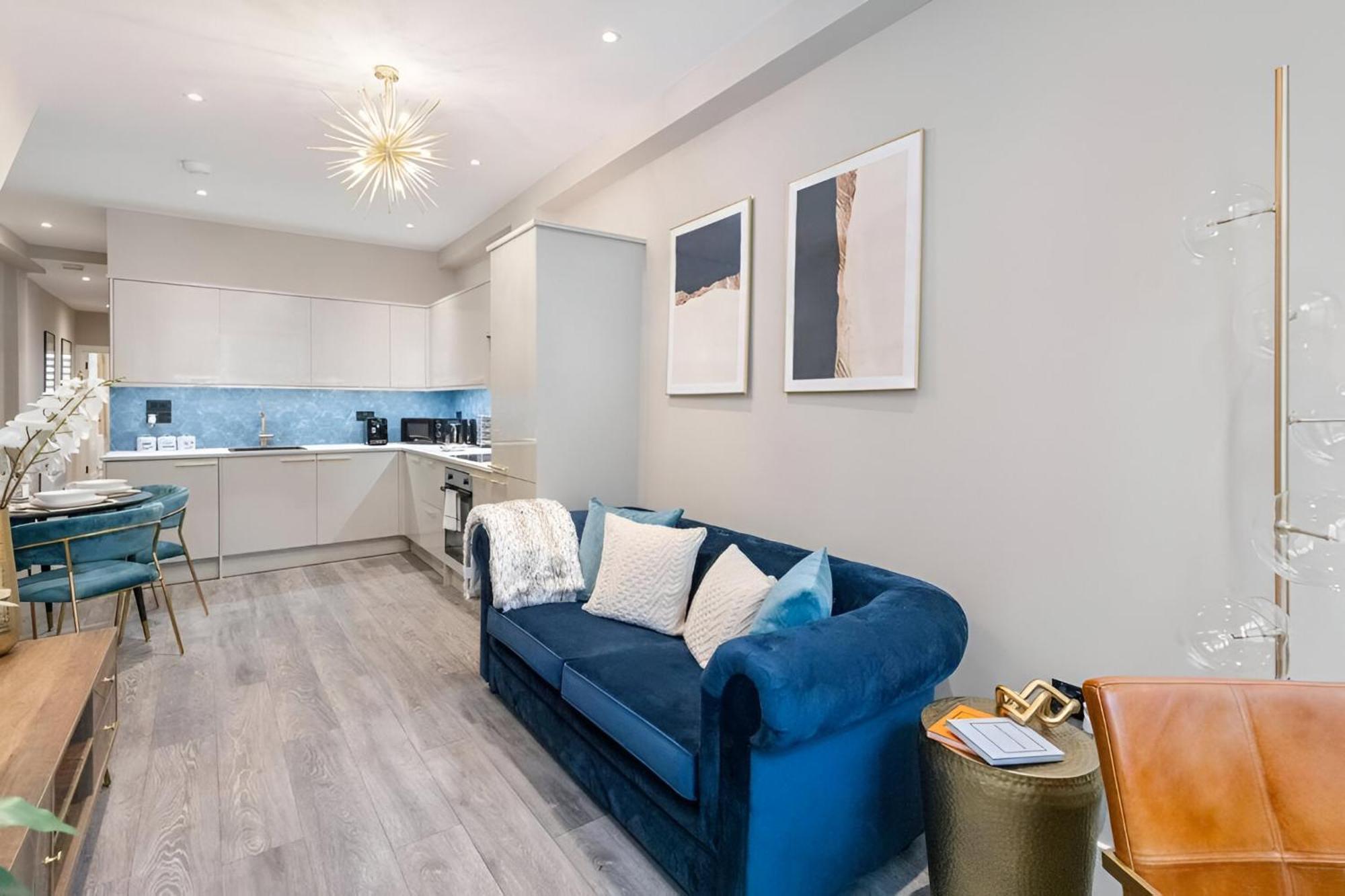 Apartment Stunning Flat With Jacuzzi Bath London