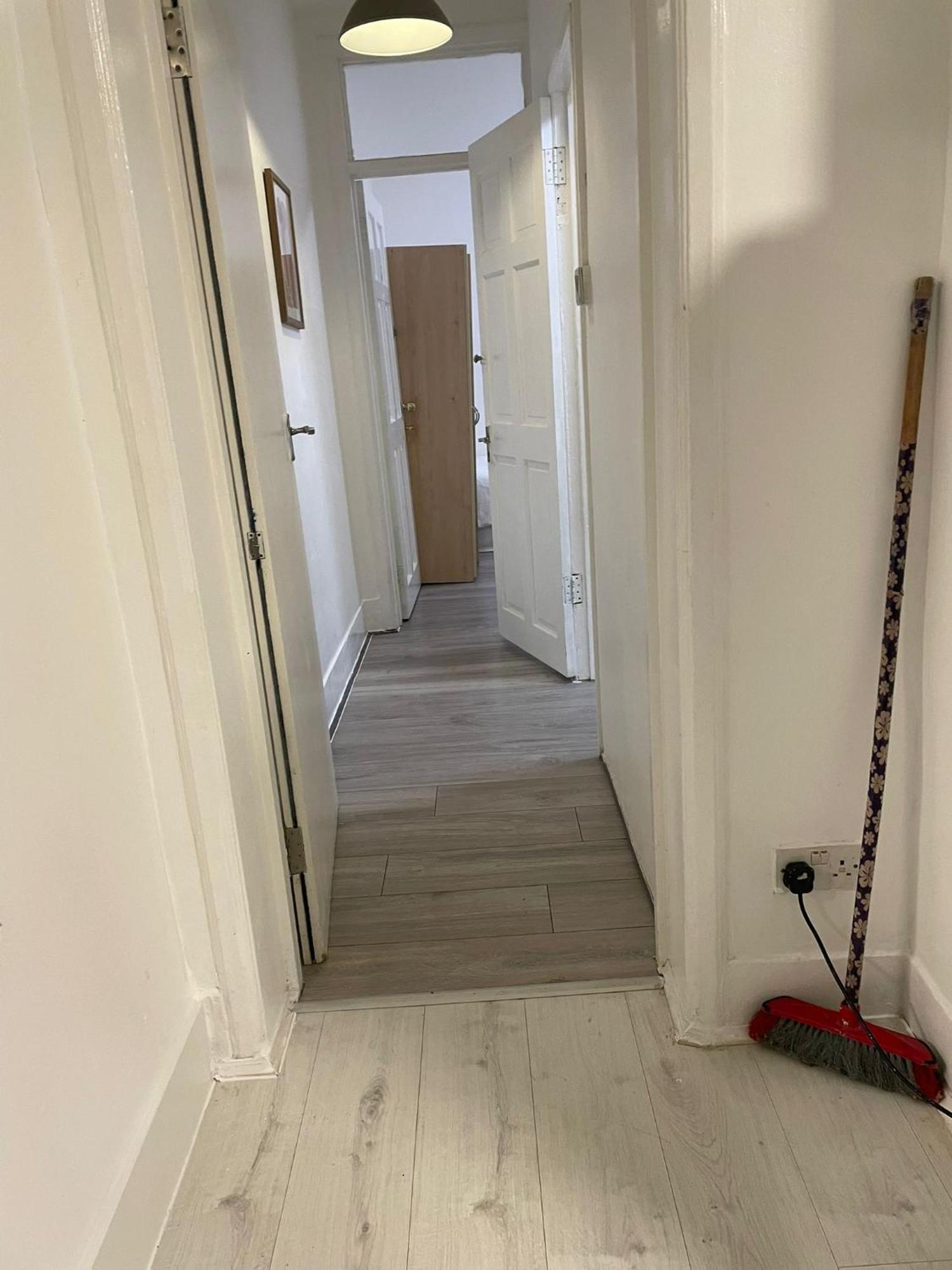 Lovely Ground Floor Miles London