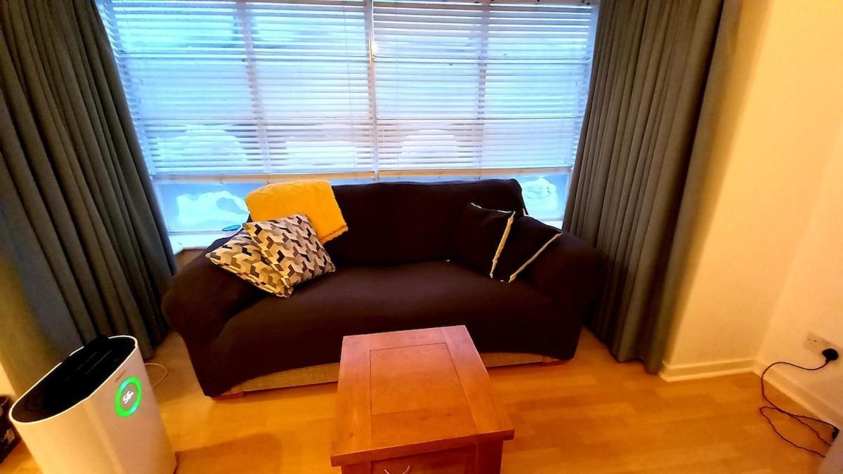 Cosy Canary Wharf Apartment *