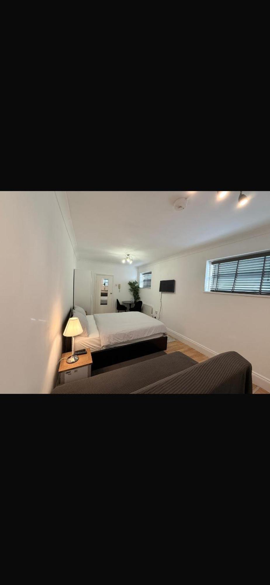 Apartment Lovely Afc