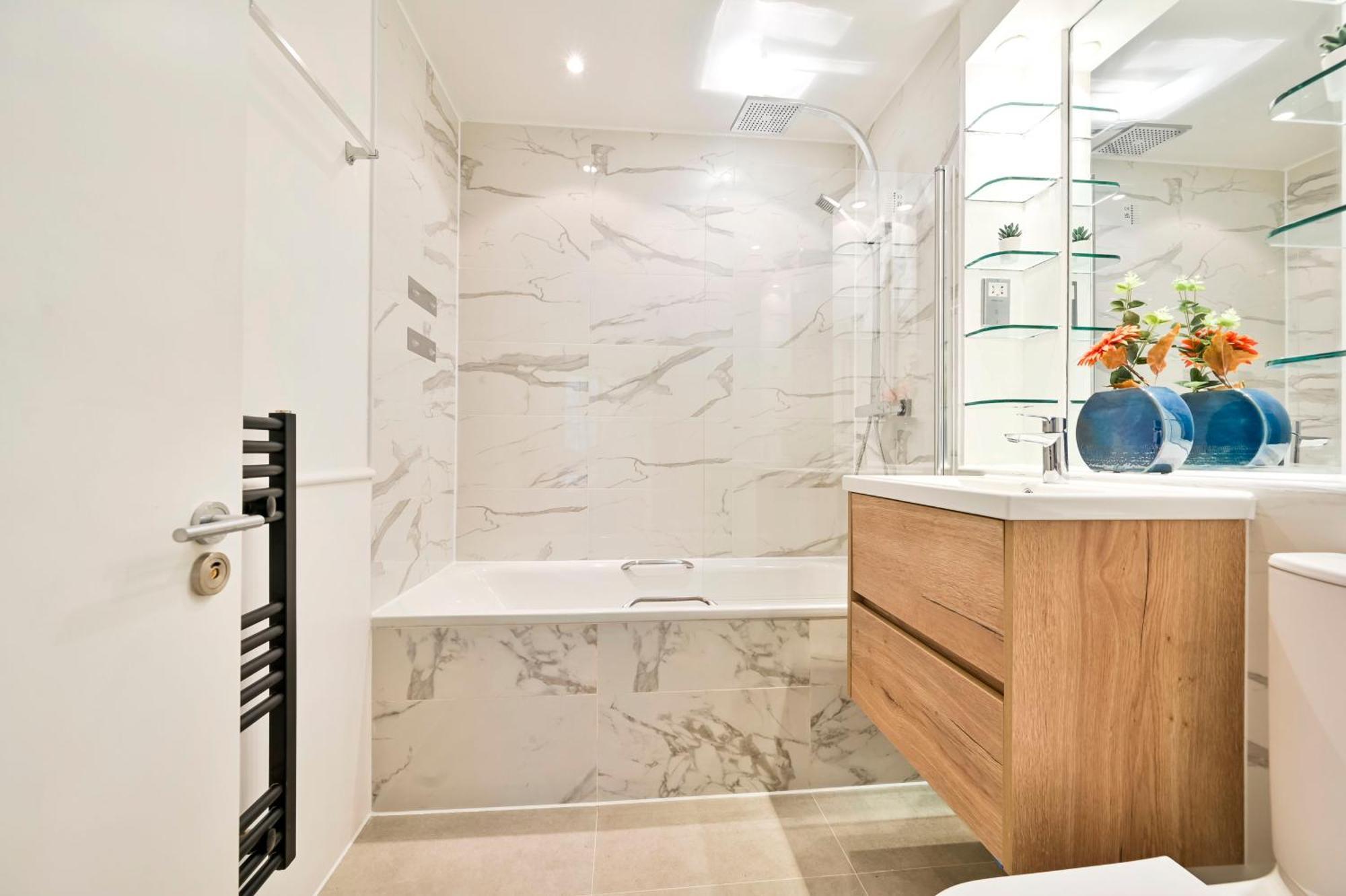 Apartment Stunning 3 Bed *