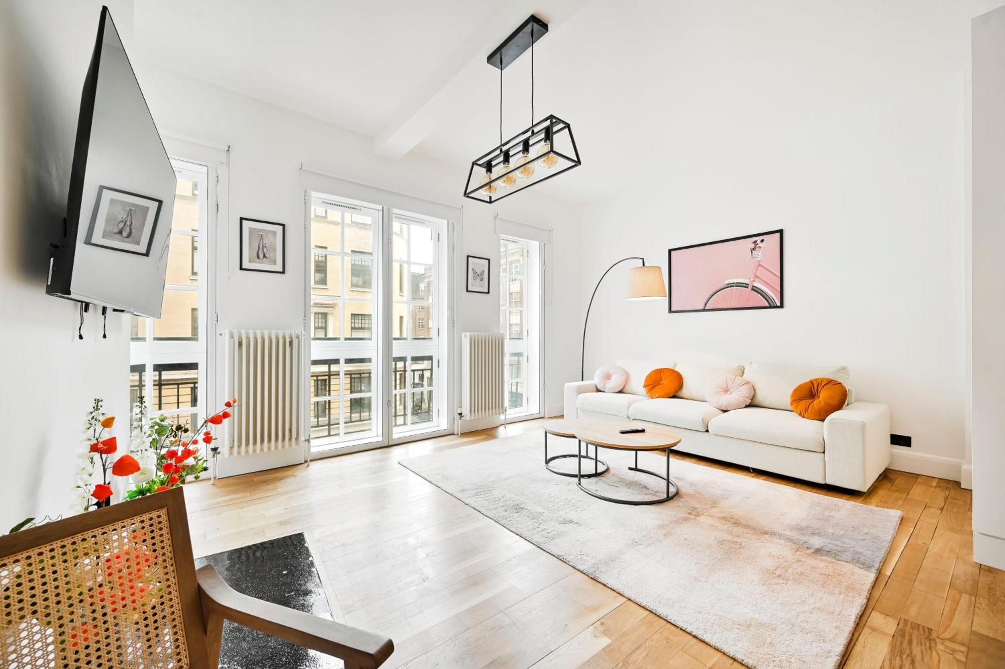 Stunning 3 Bed Apartment