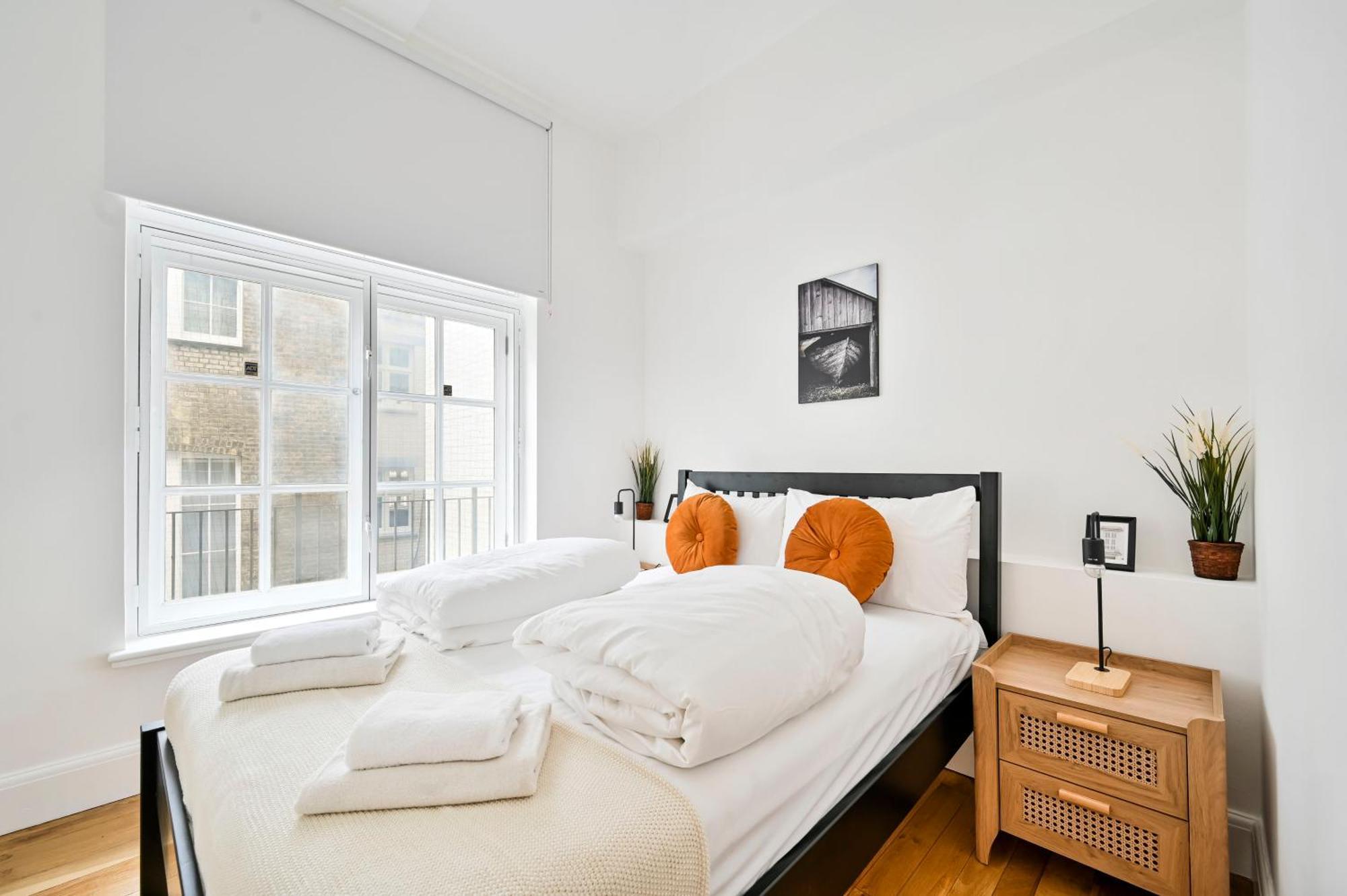 Stunning 3 Bed Apartment London