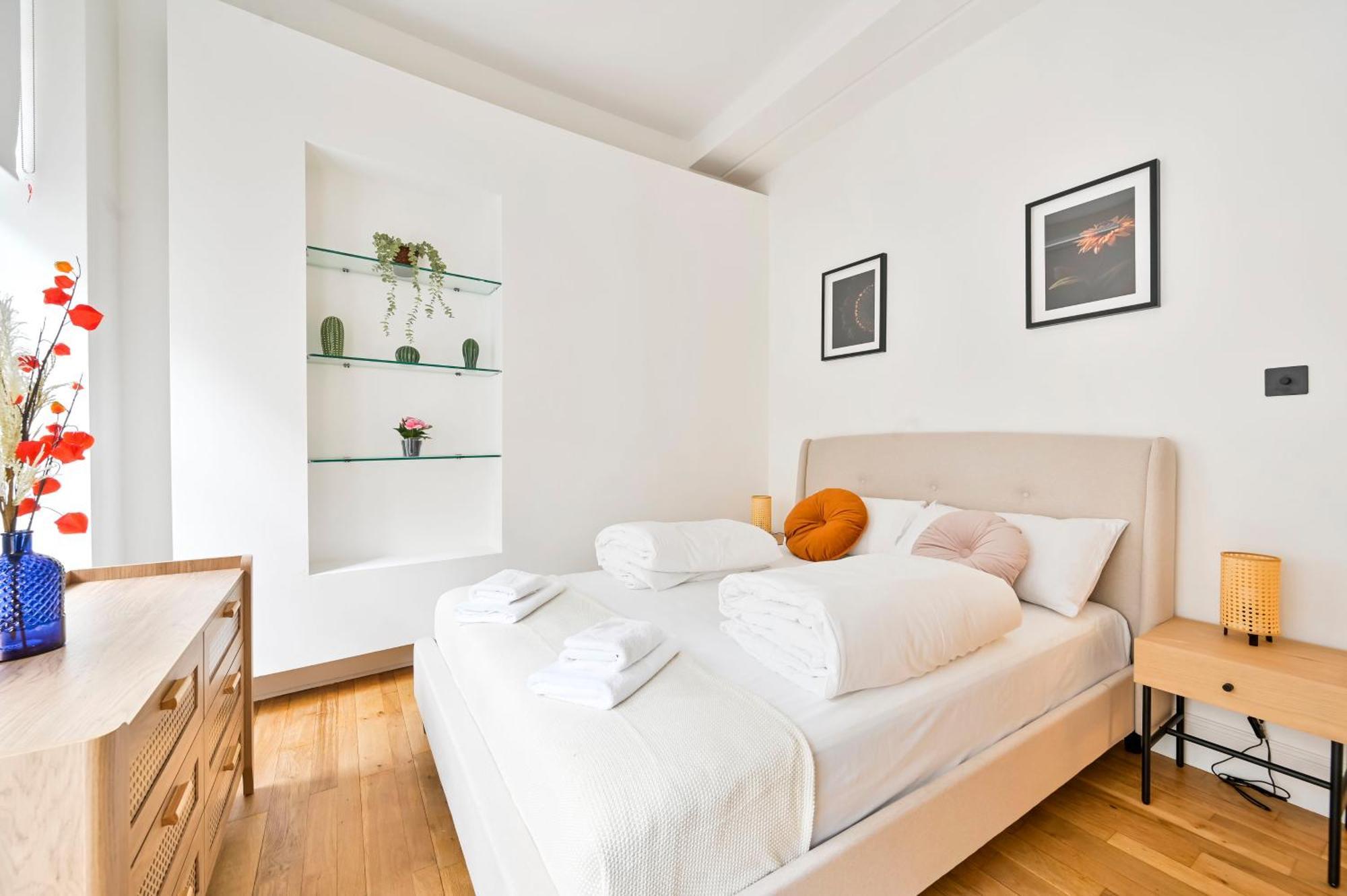 Stunning 3 Bed * London