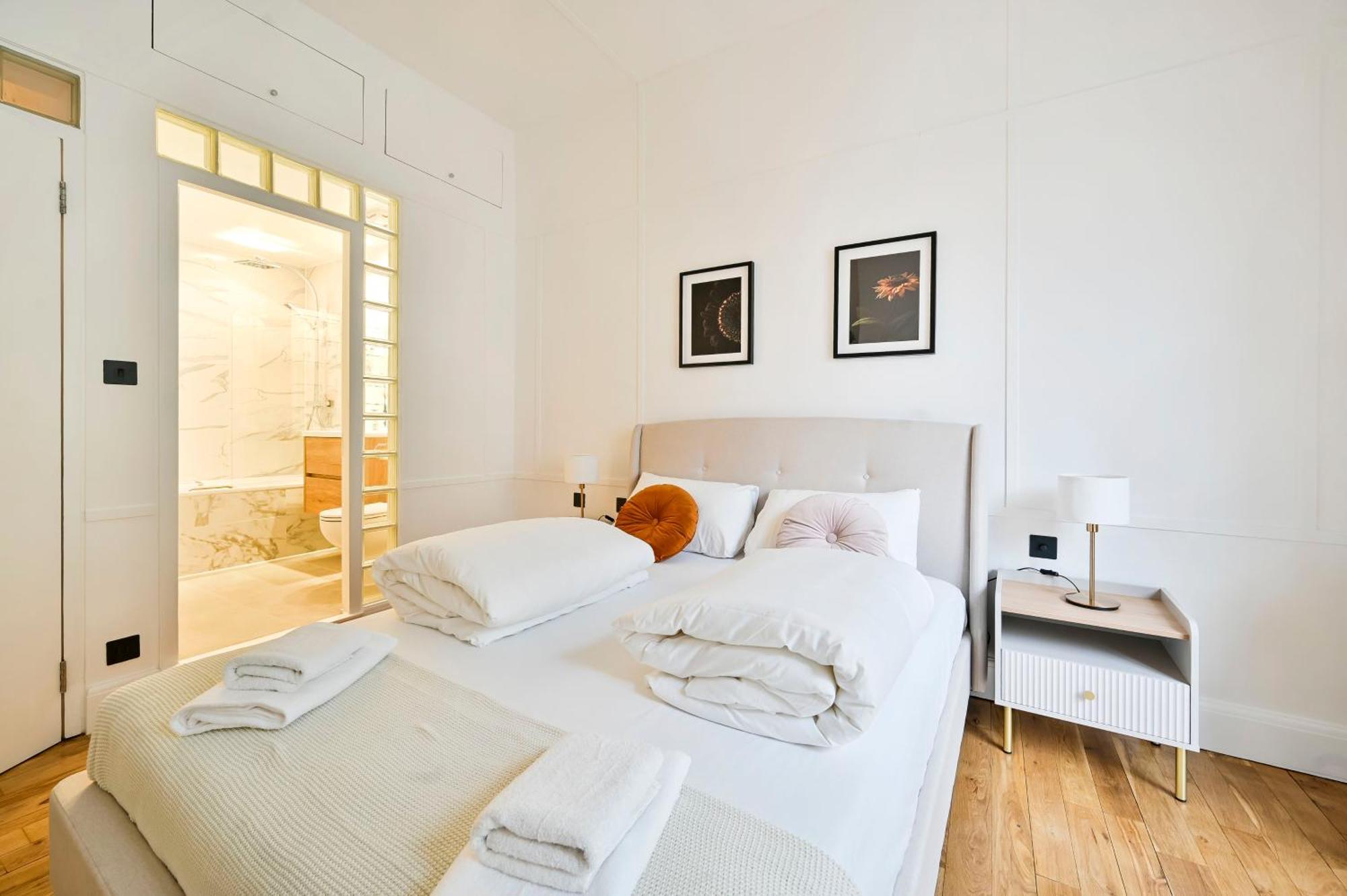 Stunning 3 Bed Apartment