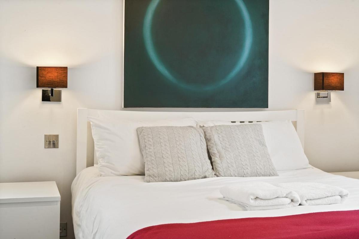 Heavenly Stays, Chelsea, Cozy 1bd Garden-view Nest London