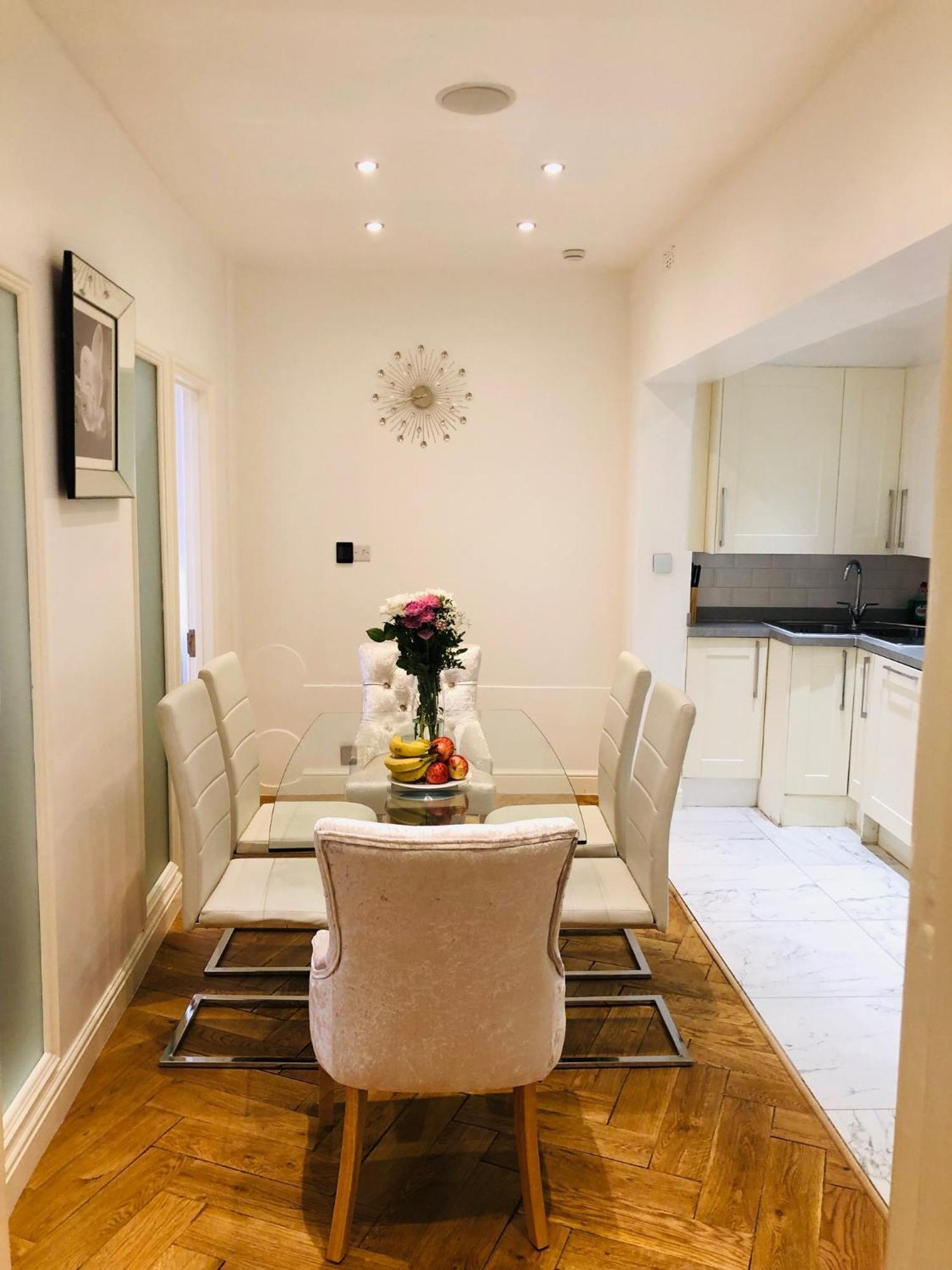 Large Group Friendly South Belgravia 4br Londen