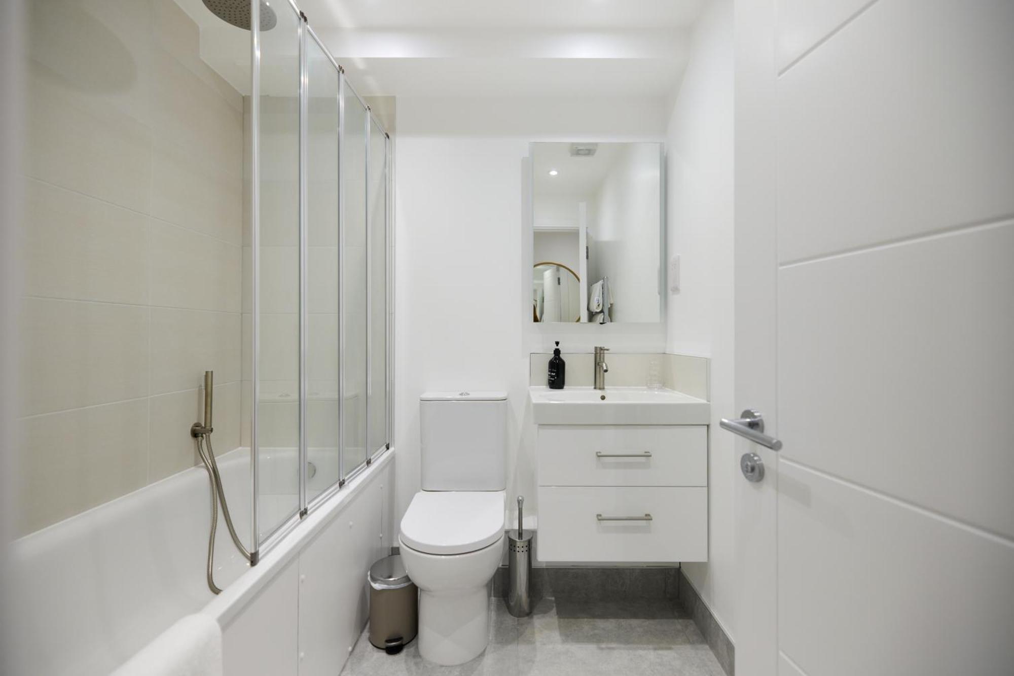The Melbray Gem - 2bdr With Courtyard Londres