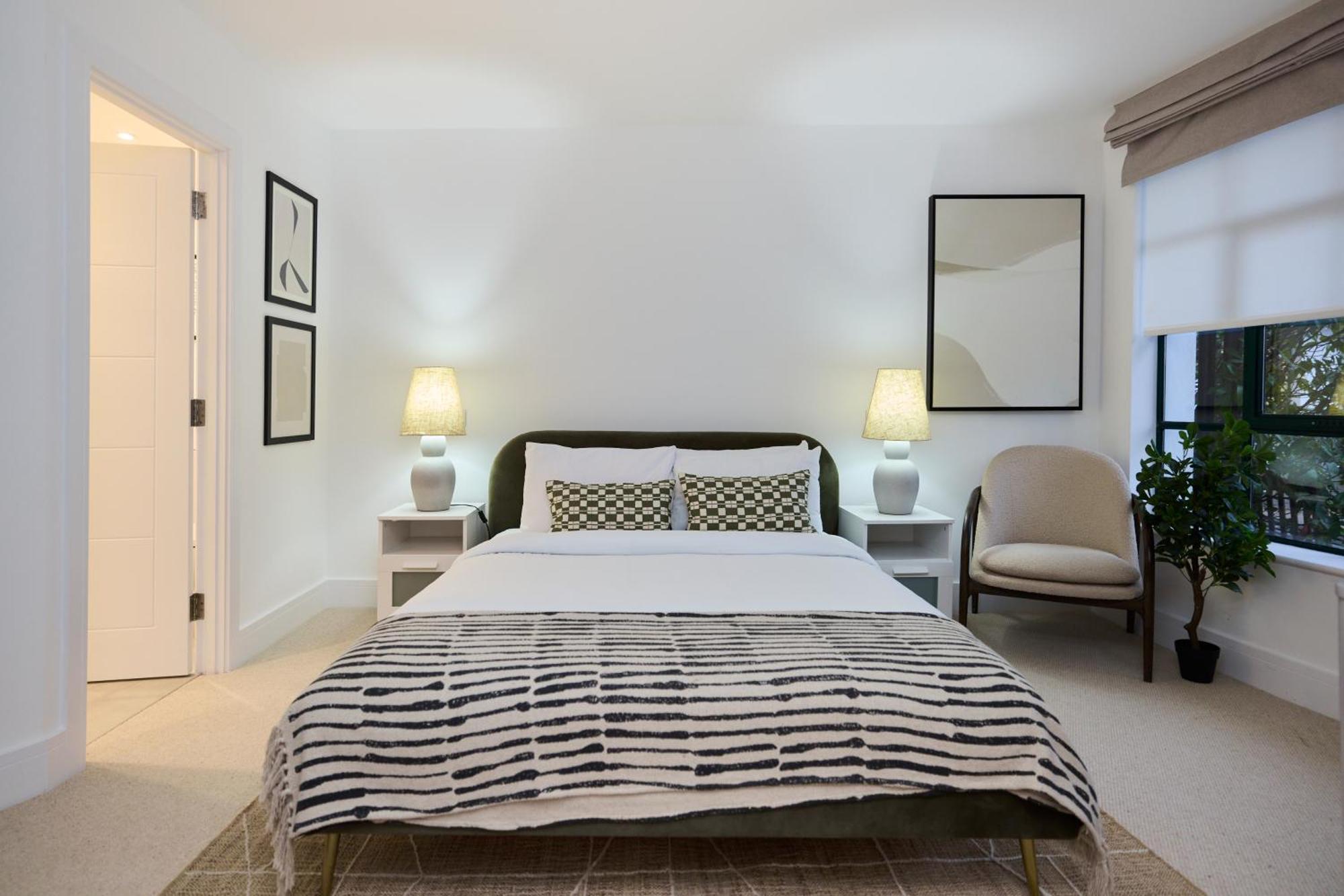 The Melbray Gem - 2bdr With Courtyard *