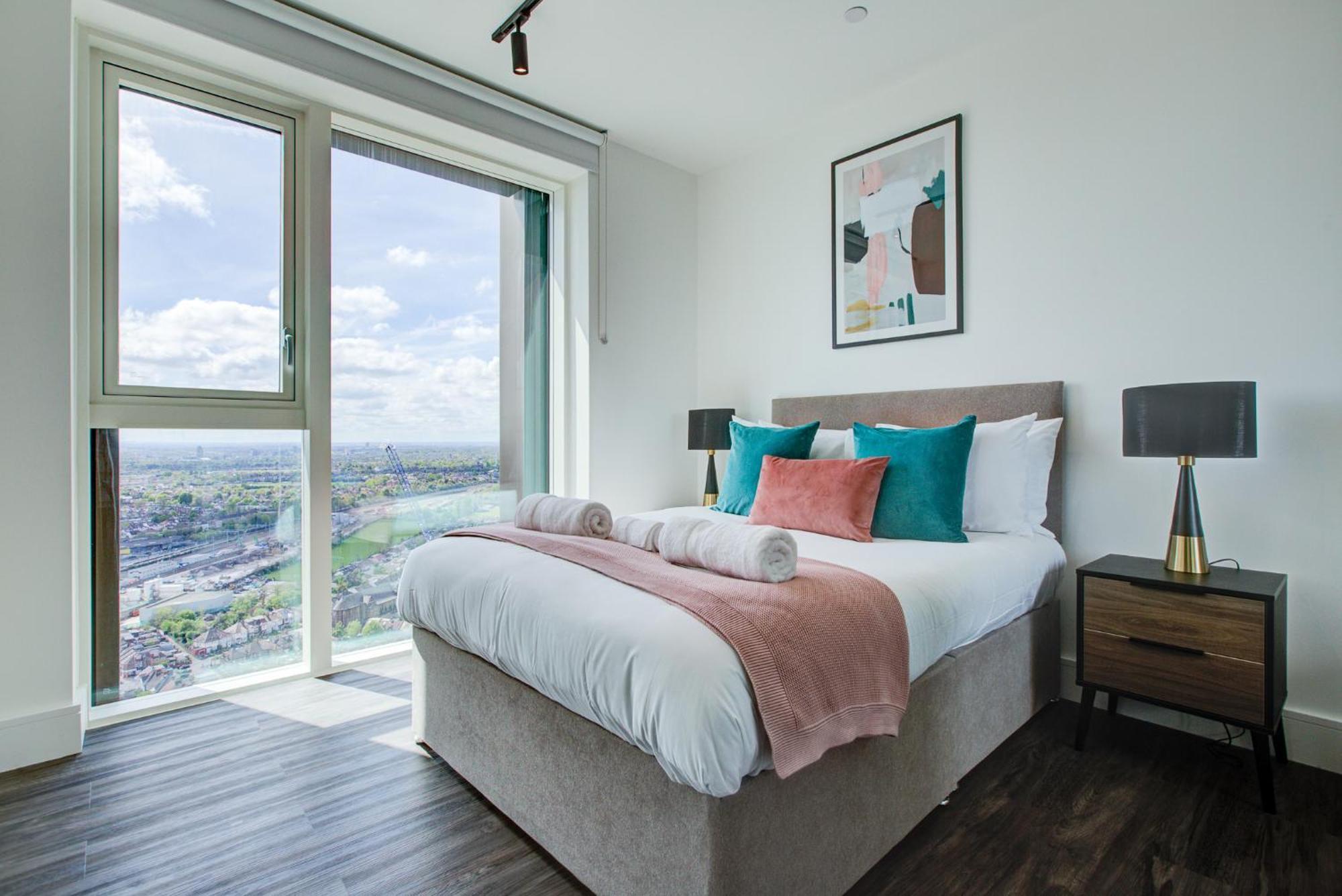 Legacy Punks By Artsy Appartement Londen