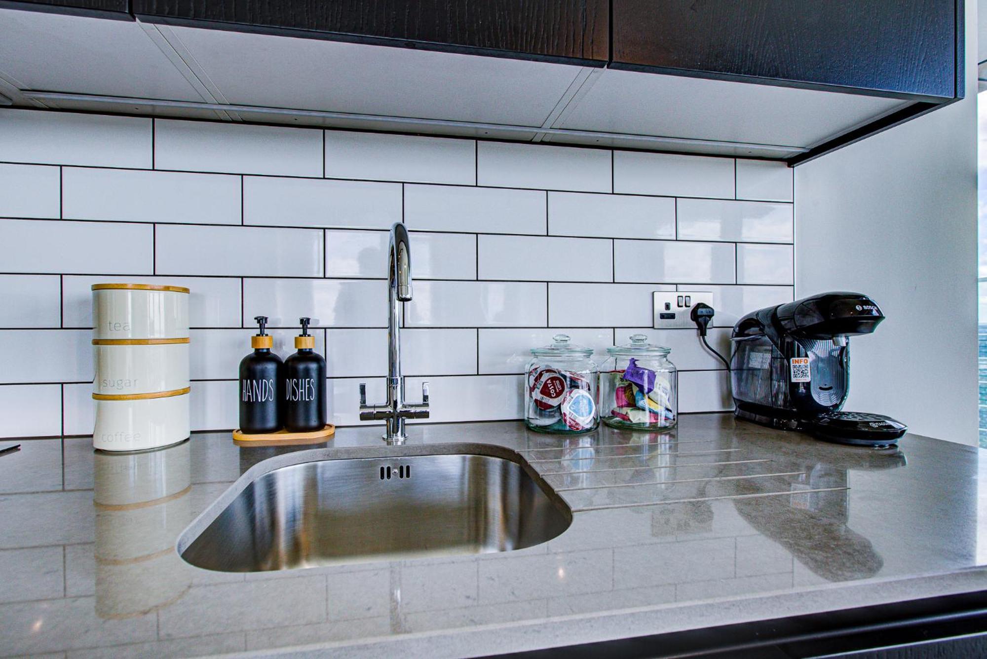 Appartement Legacy Punks By Artsy *
