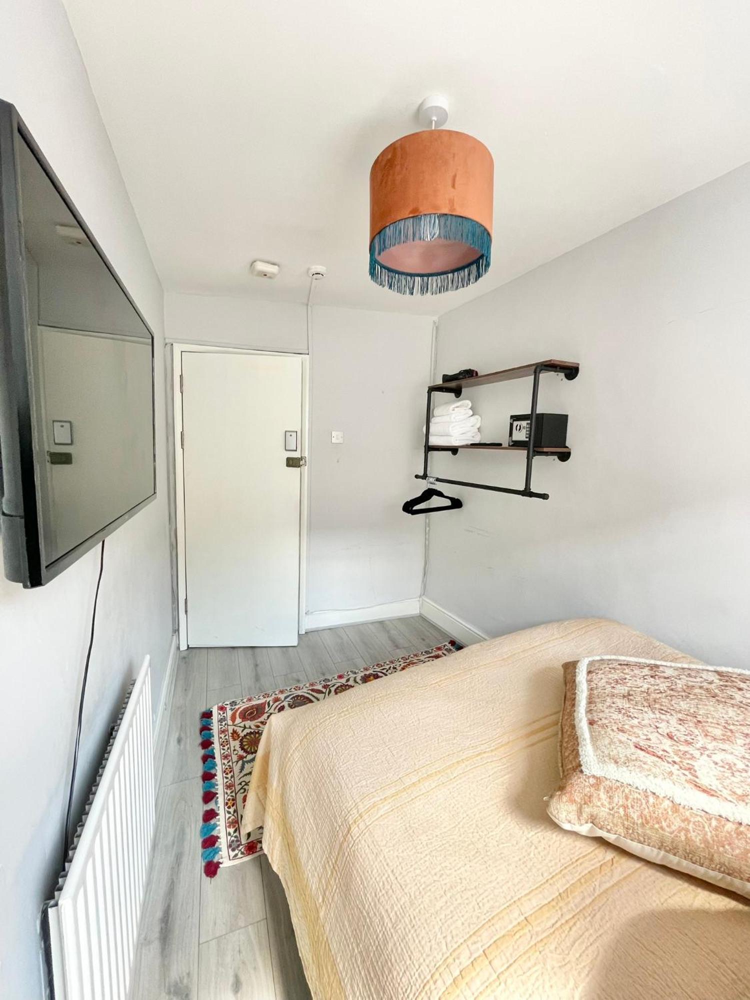 Soho 2 Guest house *