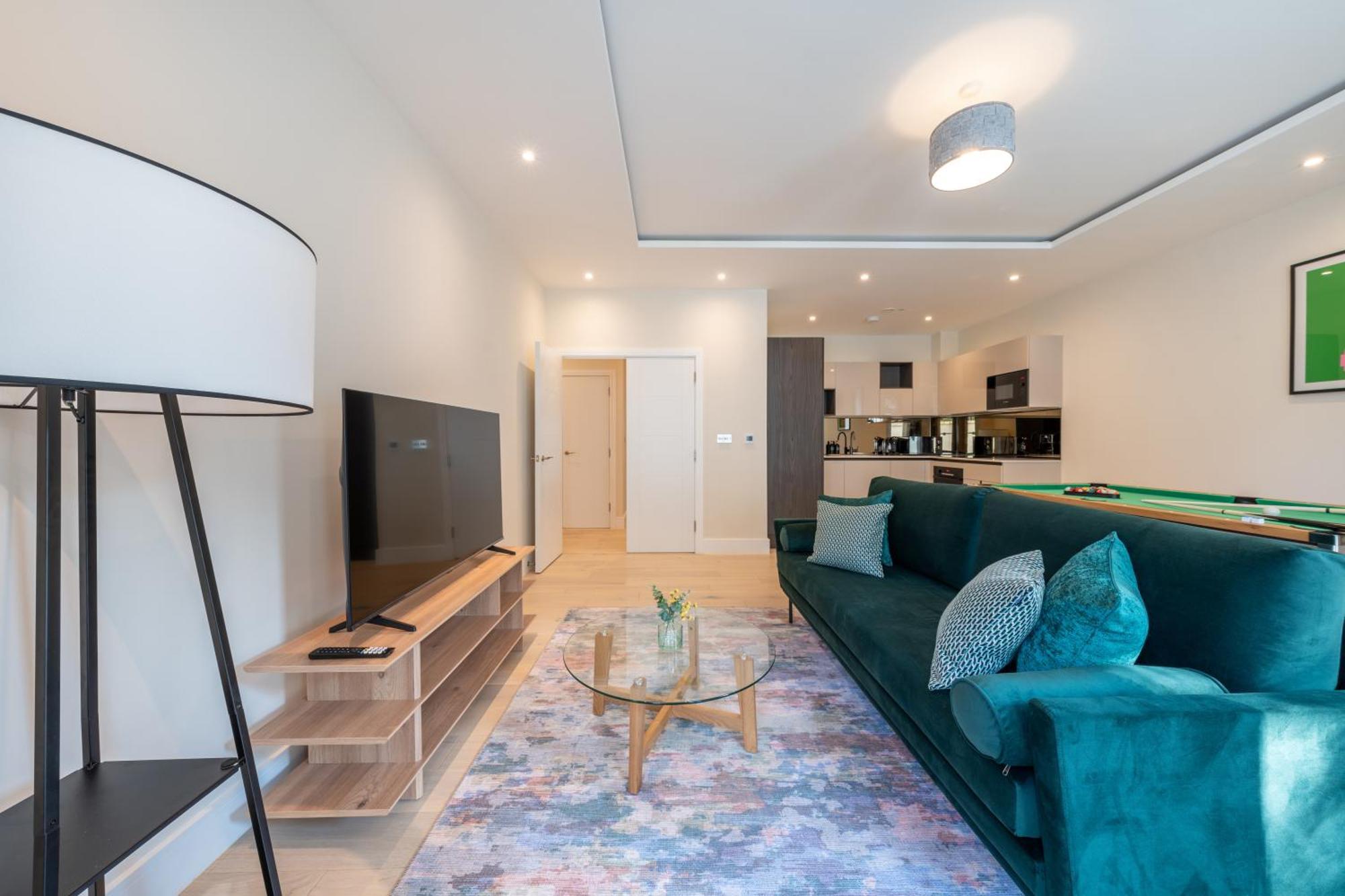 Apartment Newlands Punks By Artsy *