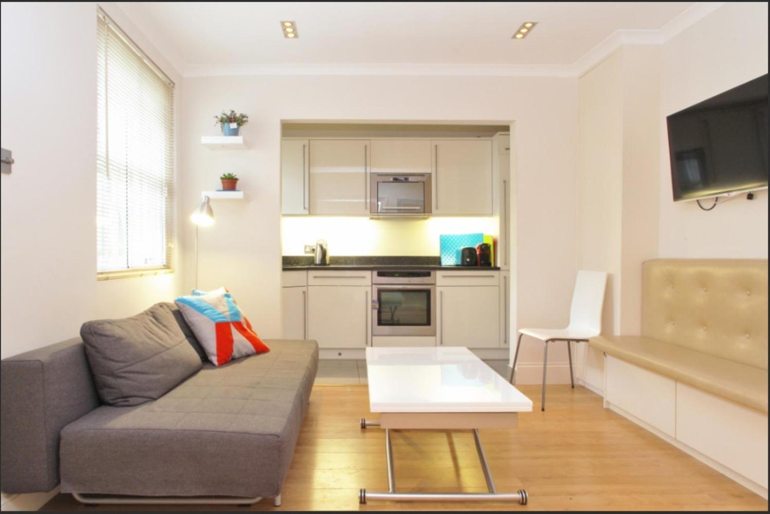 Apartment-sleeps 4-98 Walking Score