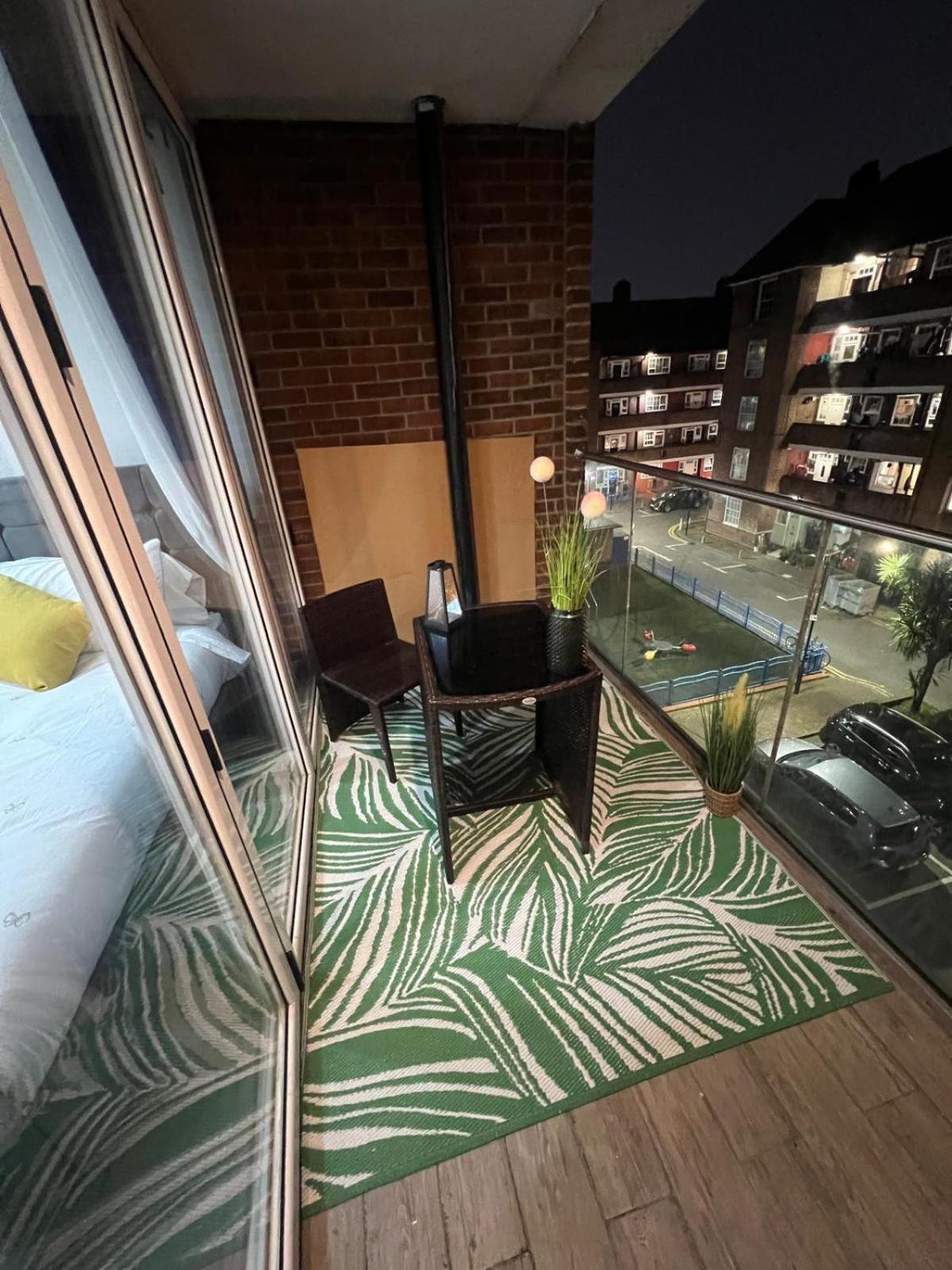 Privatunterkunft Cosy Luxurious In The Heart Of