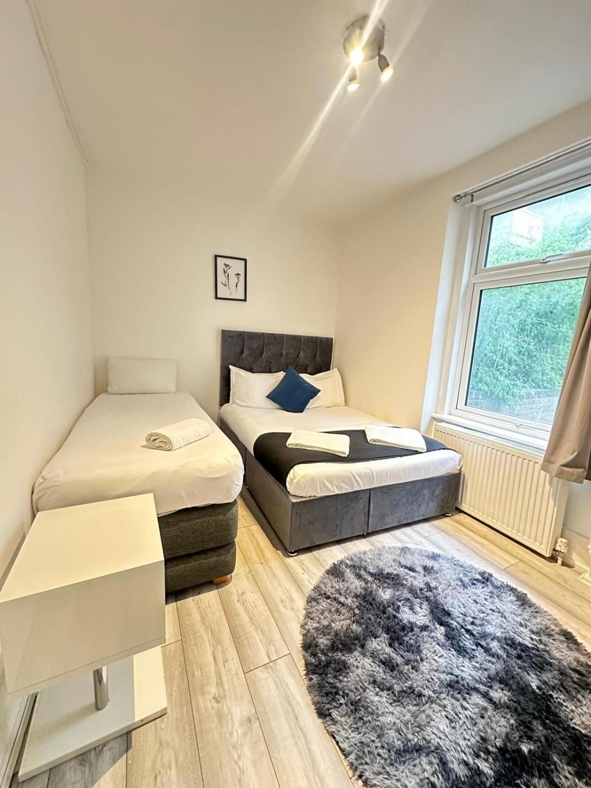 Apartment Ground Floor One Bedroom Flat