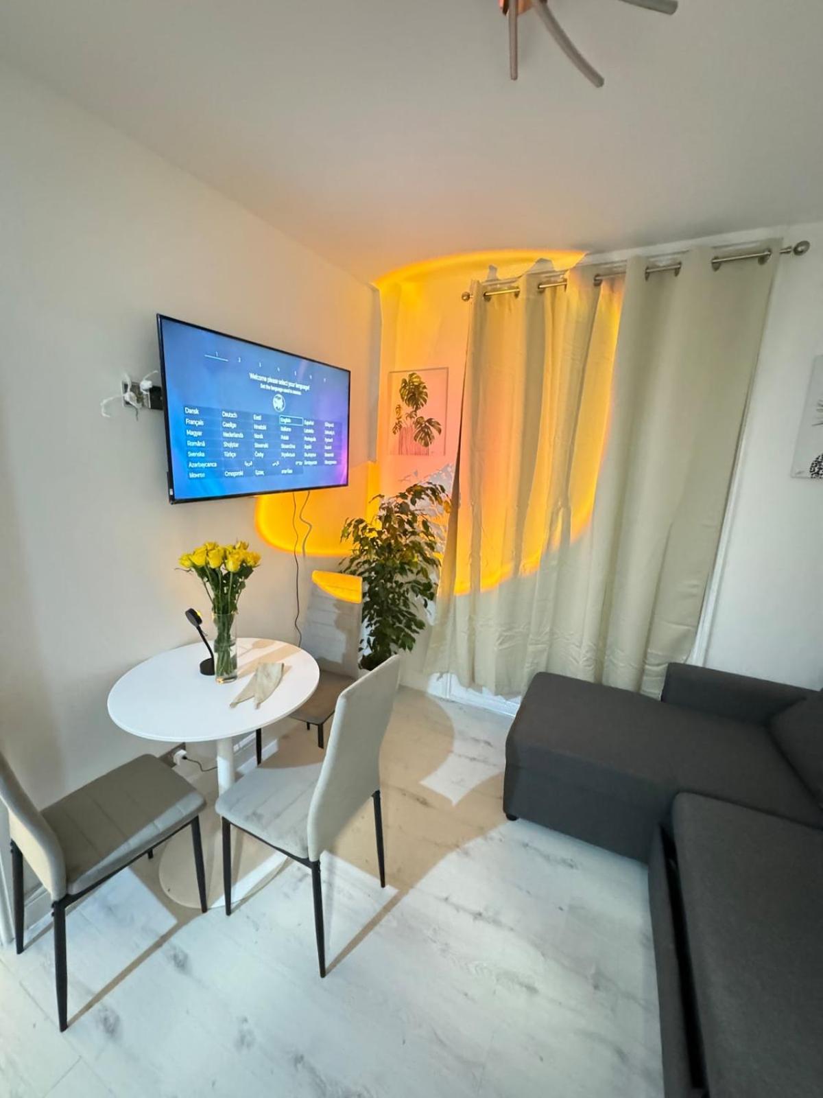 One Bedroom Flat Victoria * Londen