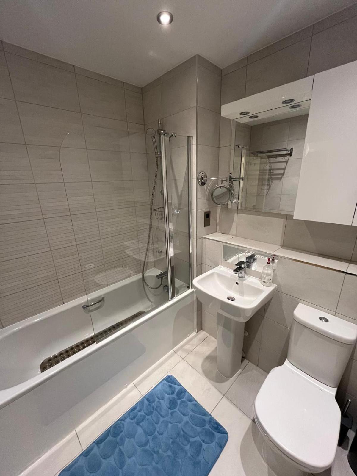 Bright And Comfy 3 Bed Apartamento *