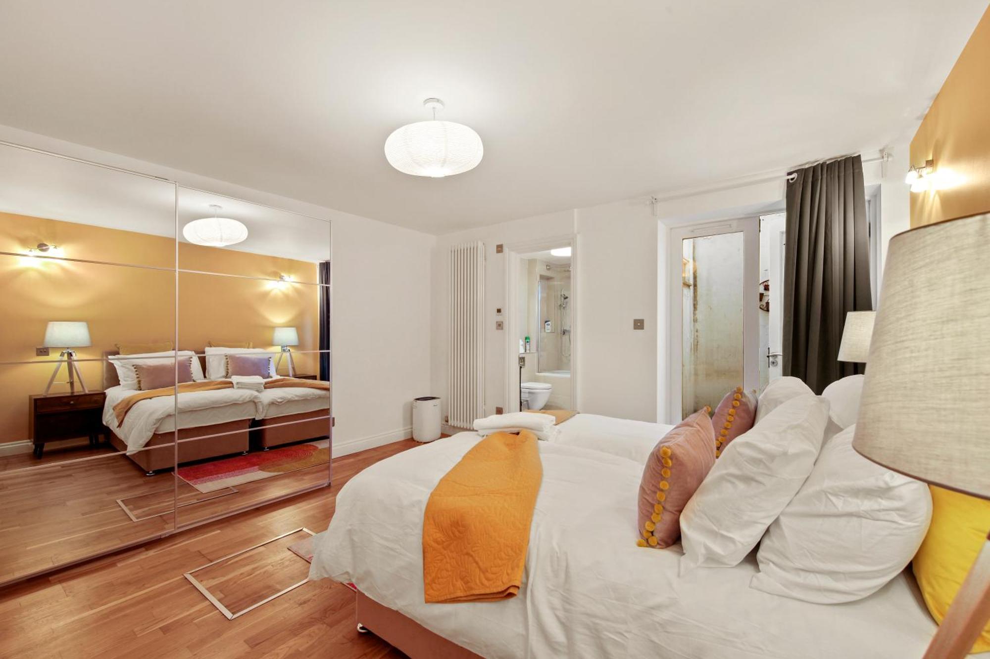 Apartment Stylish In Euston And Near Camden With Private Roof Terrace *