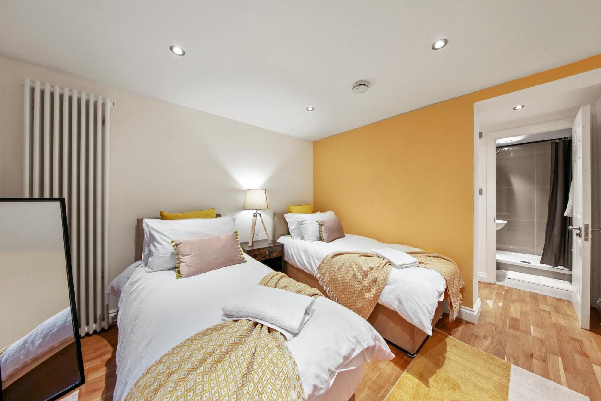Stylish In Euston And Near Camden With Private Roof Terrace * London