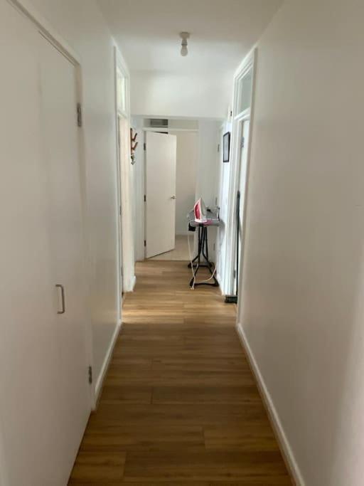 Two Bed Comfy And Private Apartment London