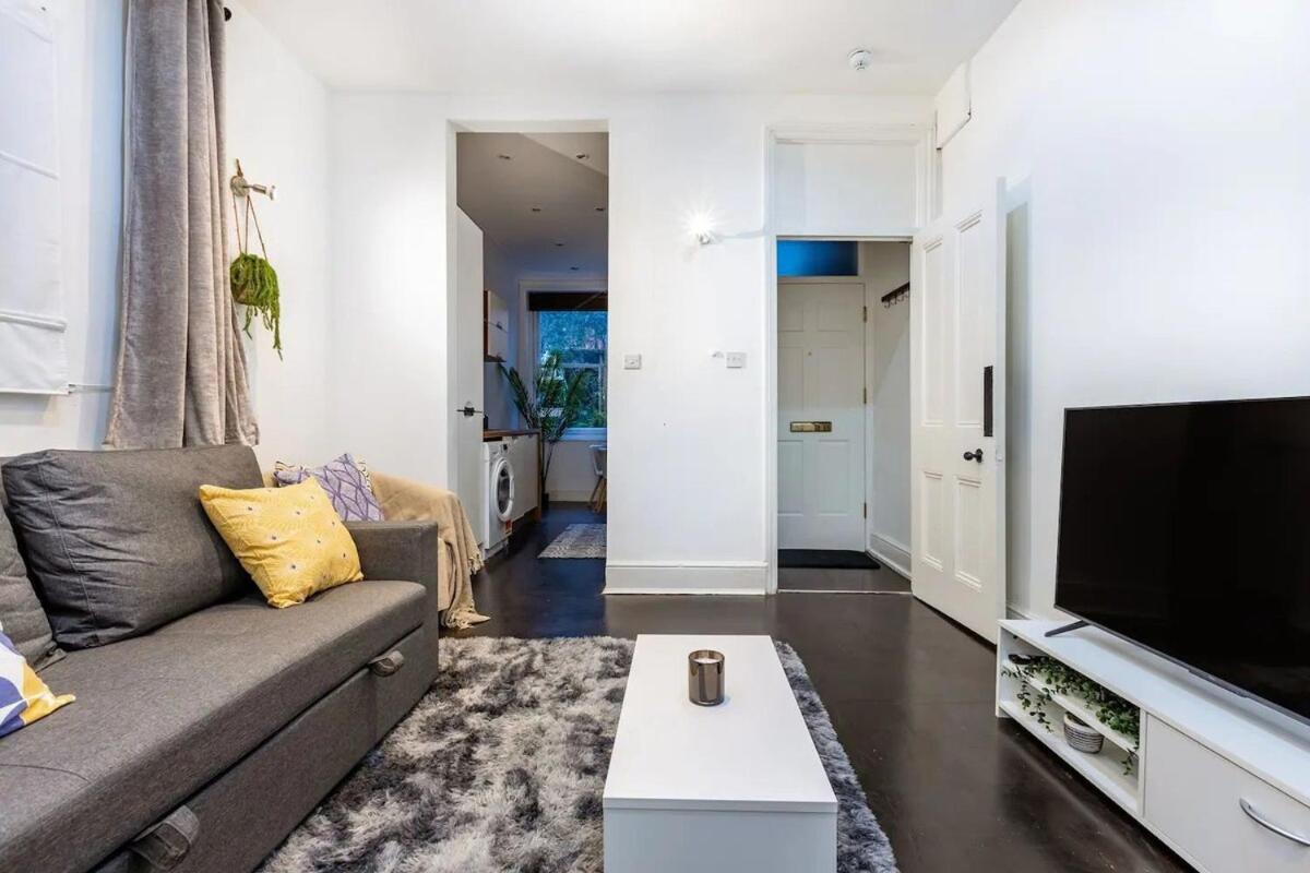 Cozy Flat Near Paddington Apartment London