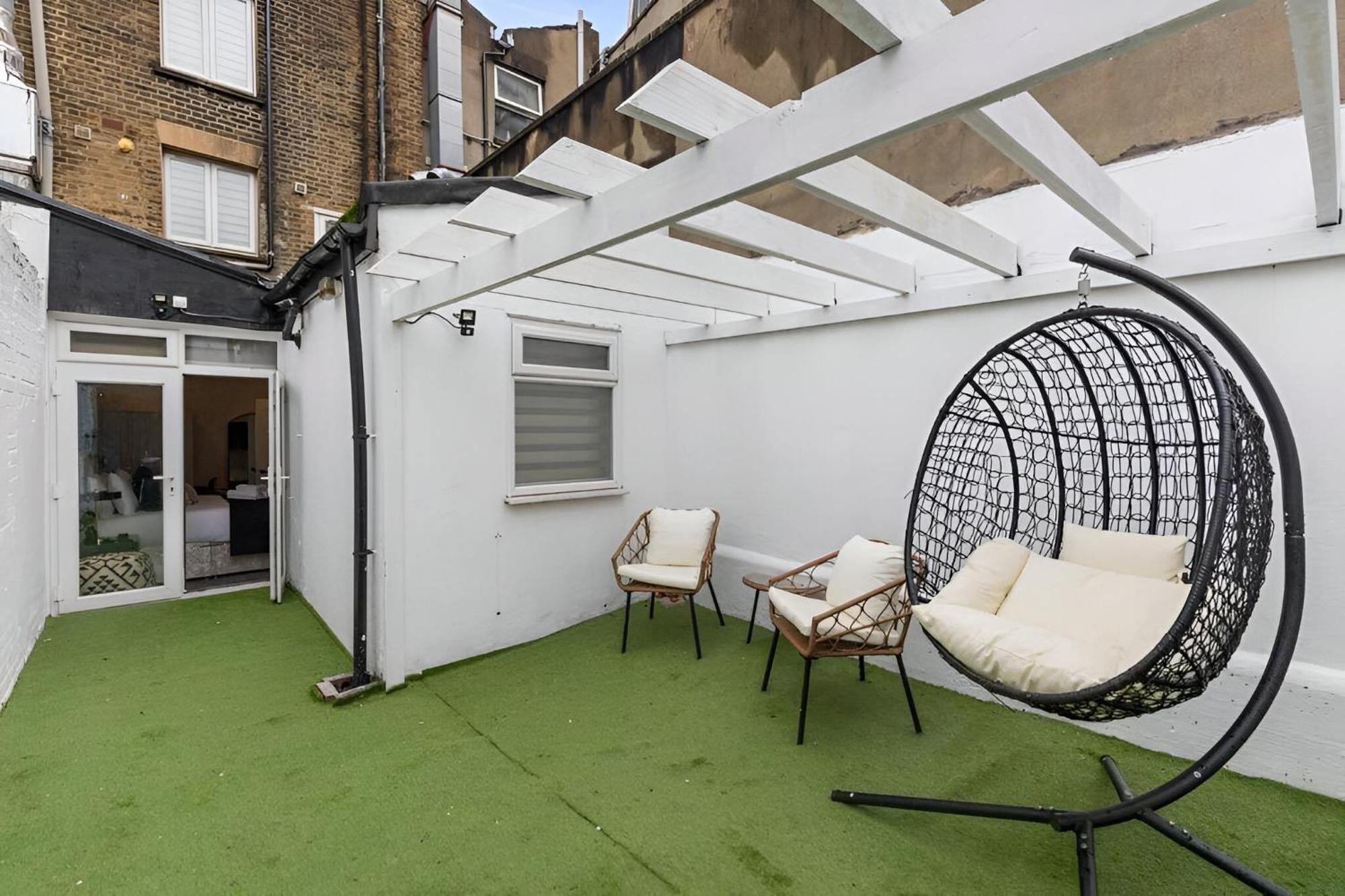 Stunning Flat With Jacuzzi Bath *