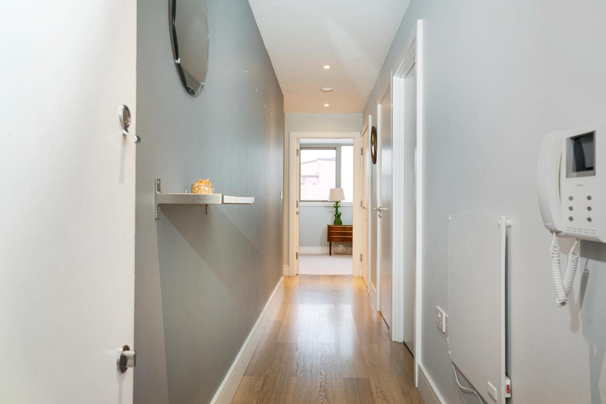 Apartamento Bridge Escape - 2 Bed 2 Bath Near Landmarks Londres