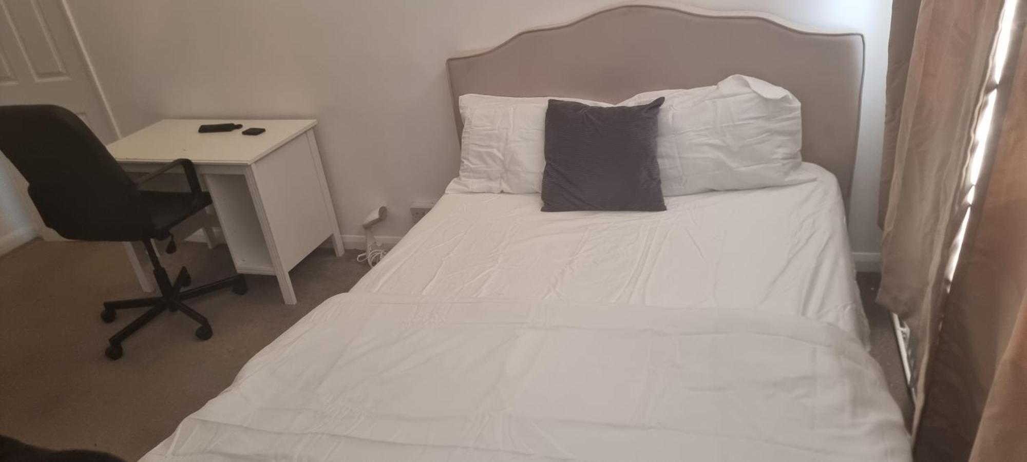 West Road Homestay London