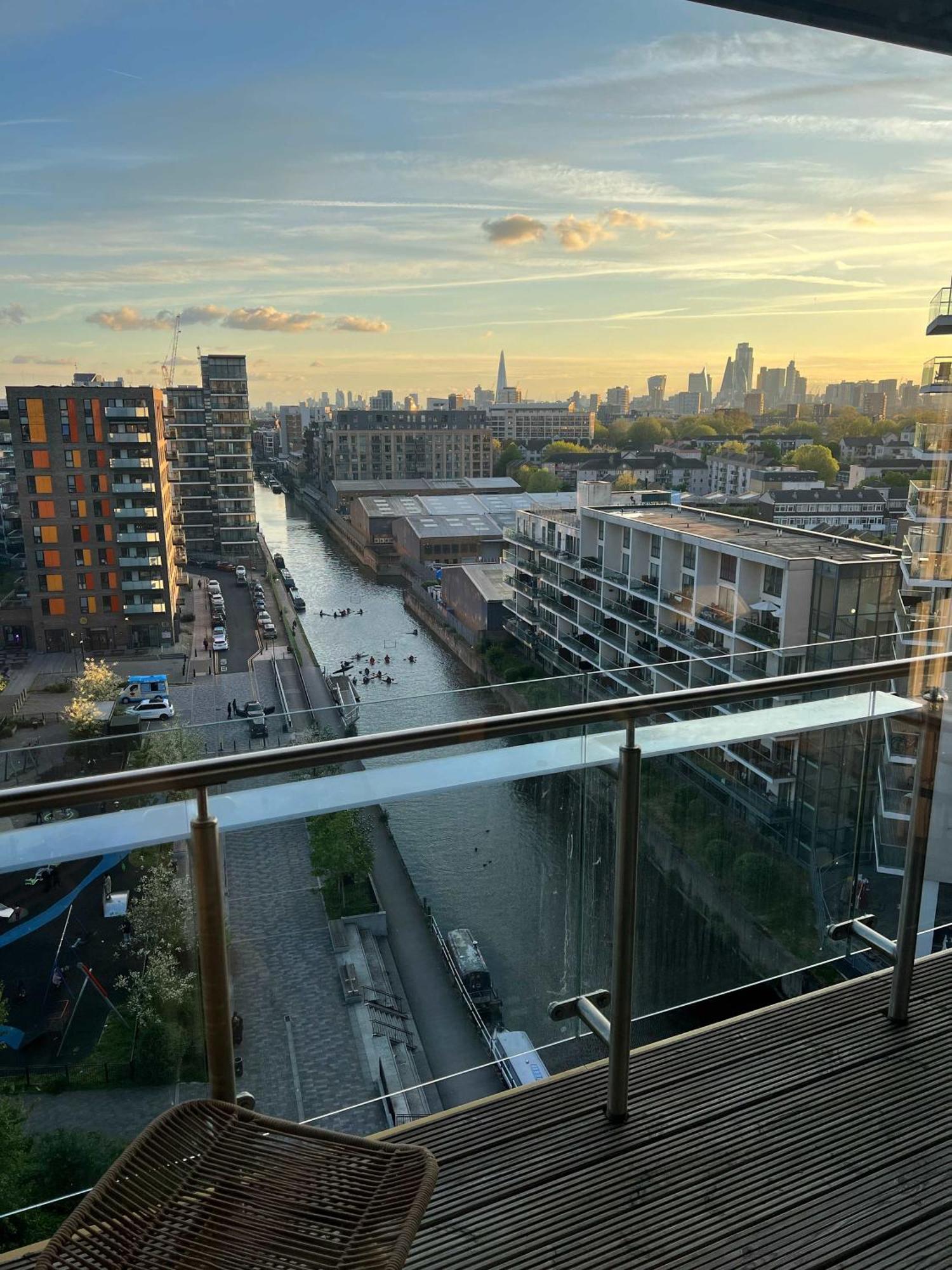 3br Poplar Views Of Canary Wharf Apartamento Londres
