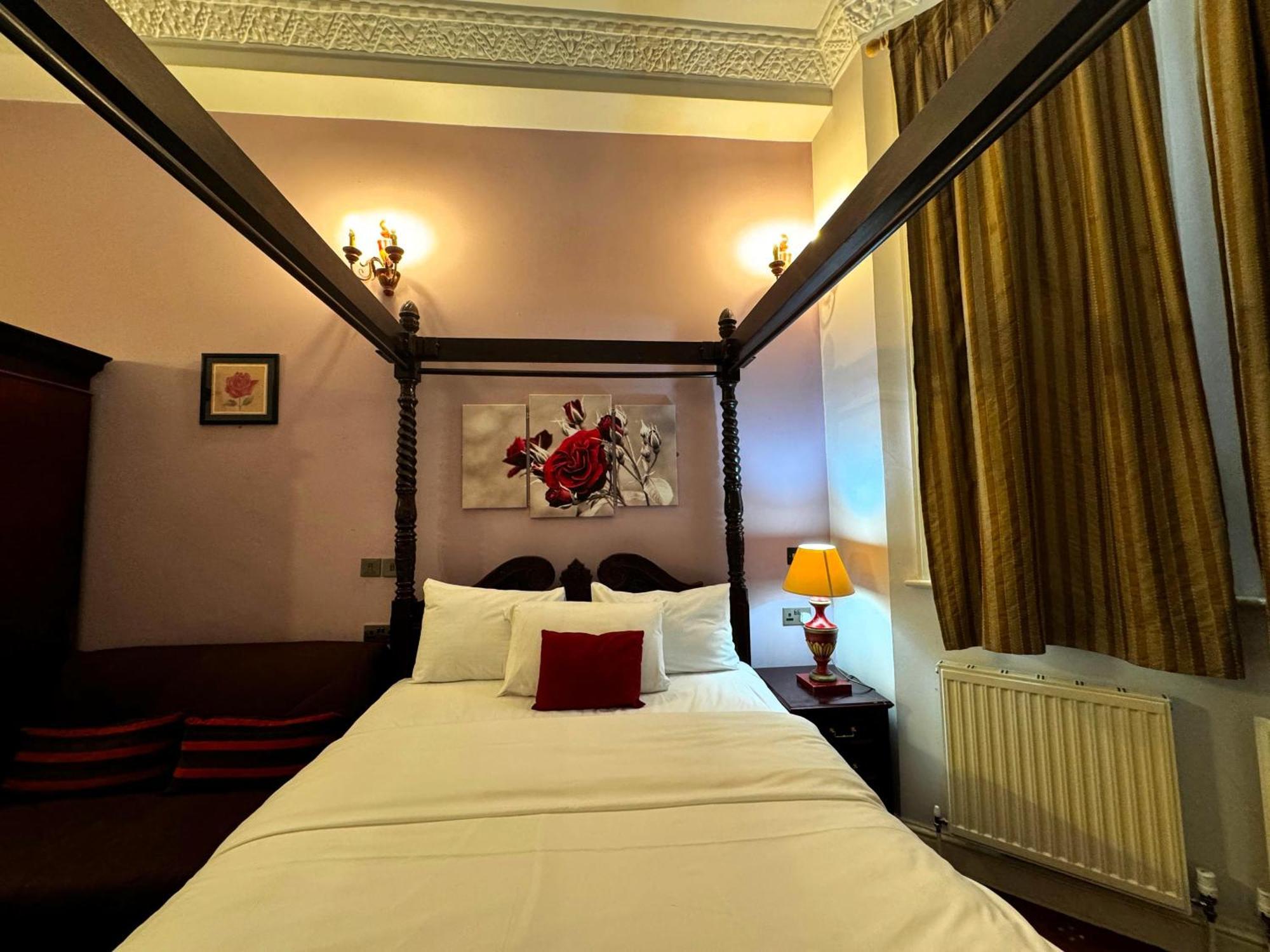 Inn Bridge Park 3*