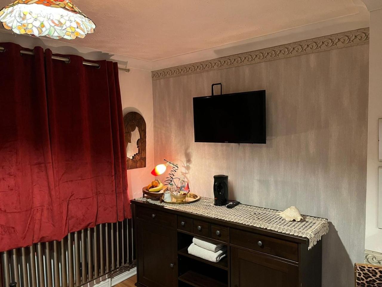 Accommodatie bij particulieren Lovely Double Bedroom In Rotherhithe Londen