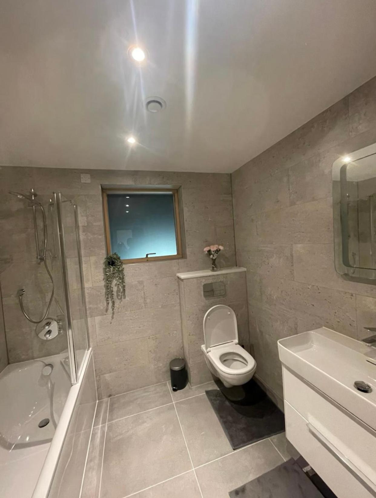 Apartment Portchester House *