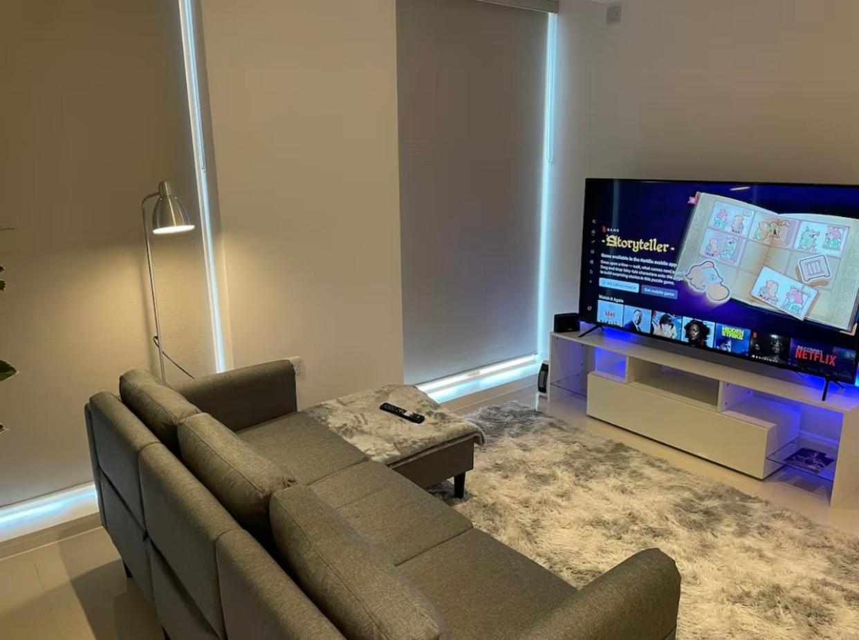 Portchester House Apartment *