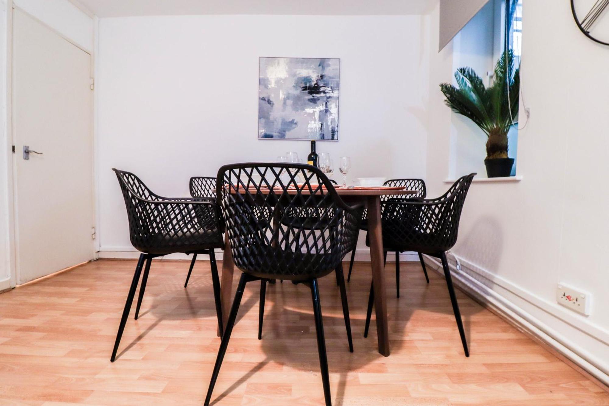 Beautifully Presented 3 Bed Hampstead Apartamento