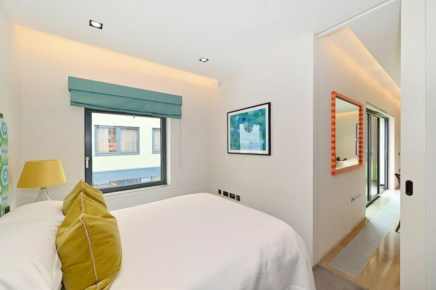 Apartment 4 Million Pound Mayfair Parklane Large Luxury Sleeps 6 120sqm
