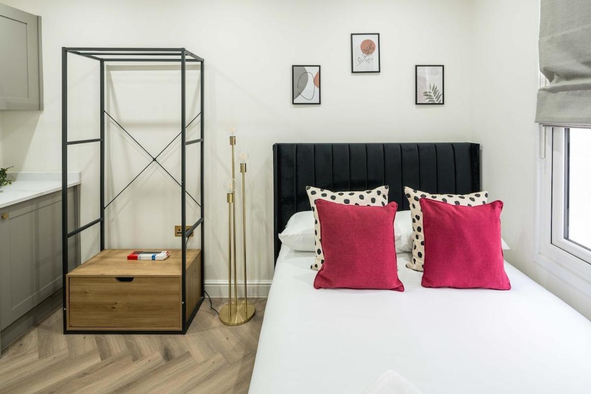New 6bed House London