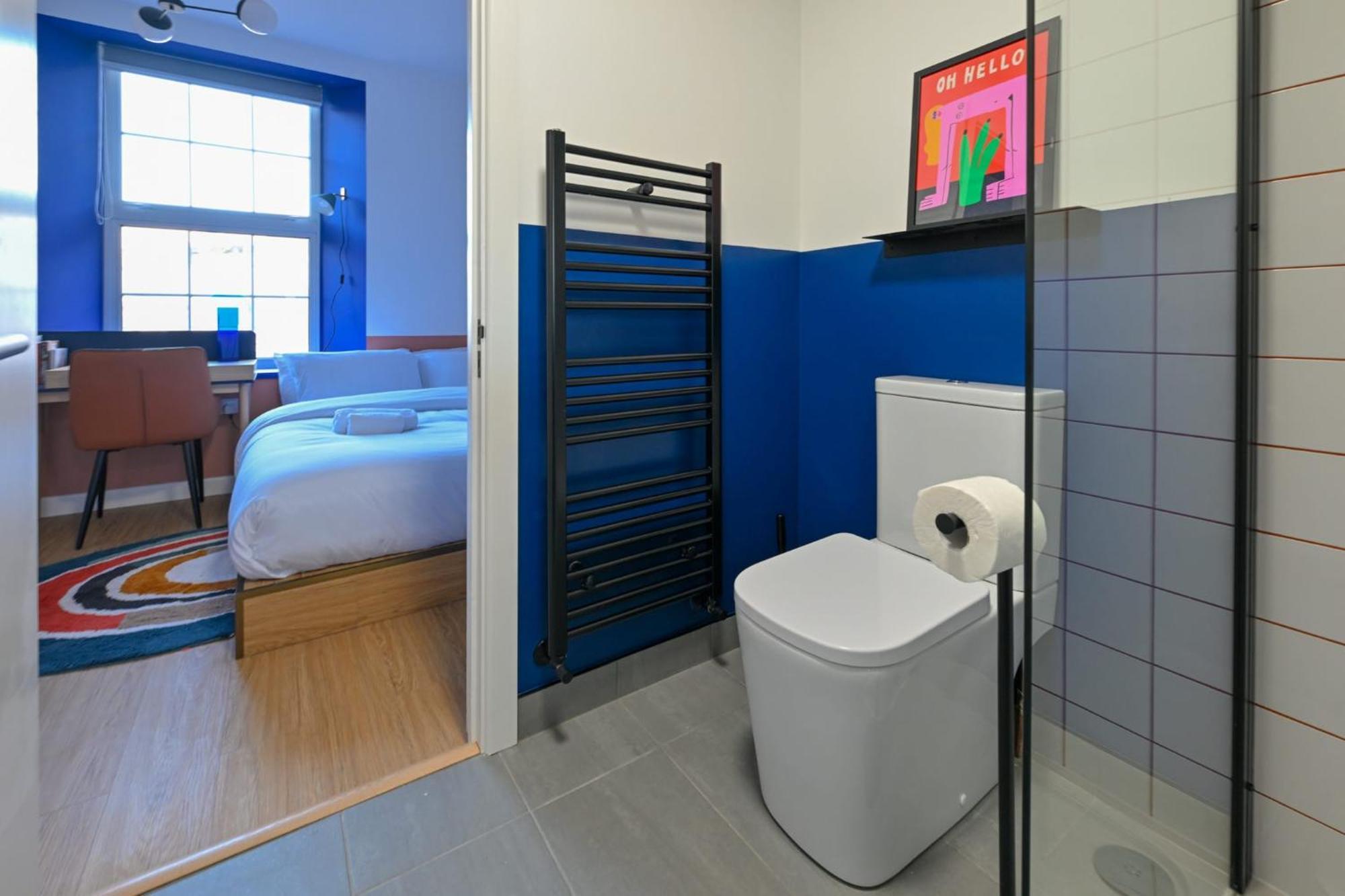 Large Ensuite Bedroom Close To Angel & Shoreditch * London