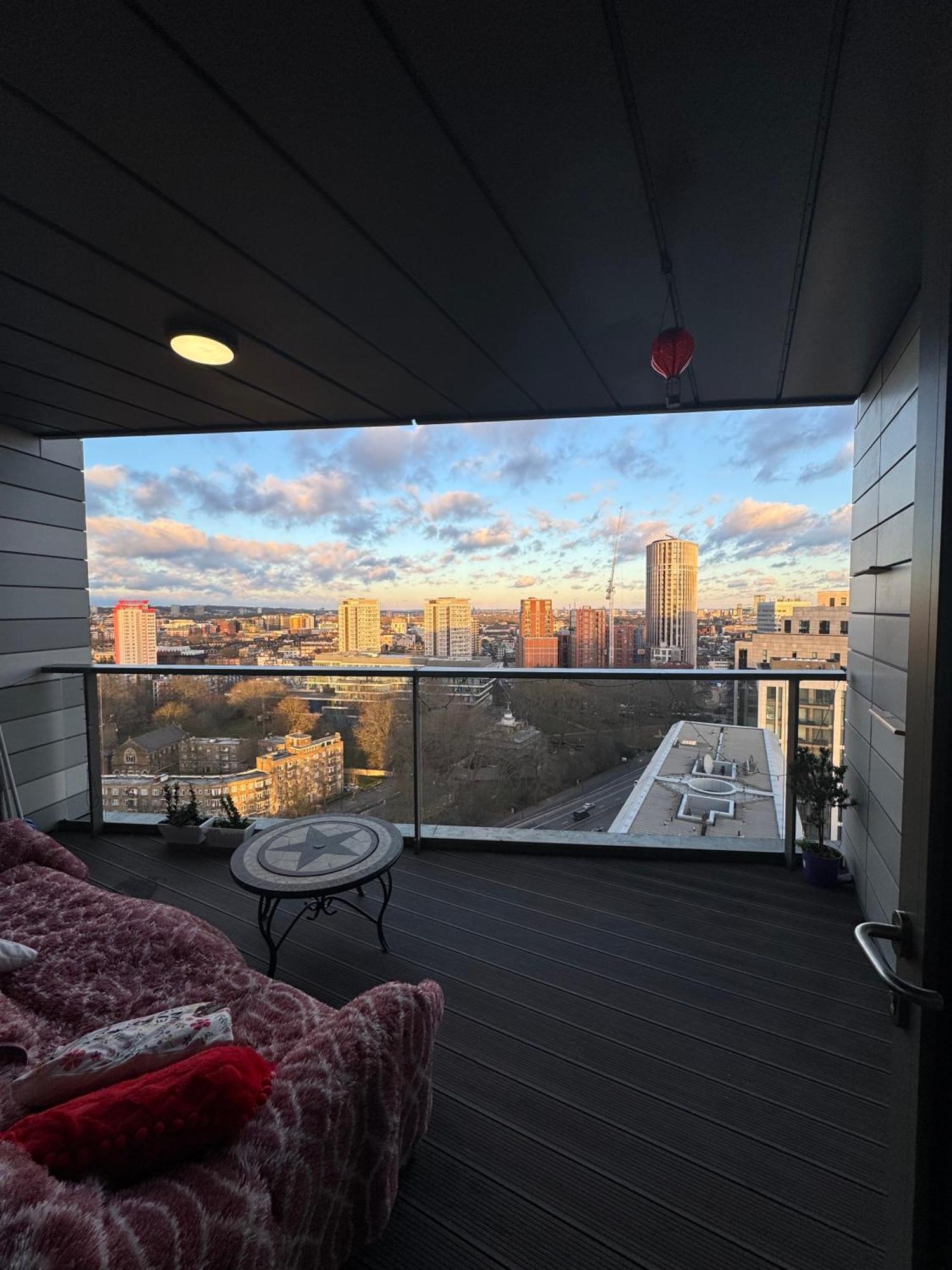 Paddington Apartment *