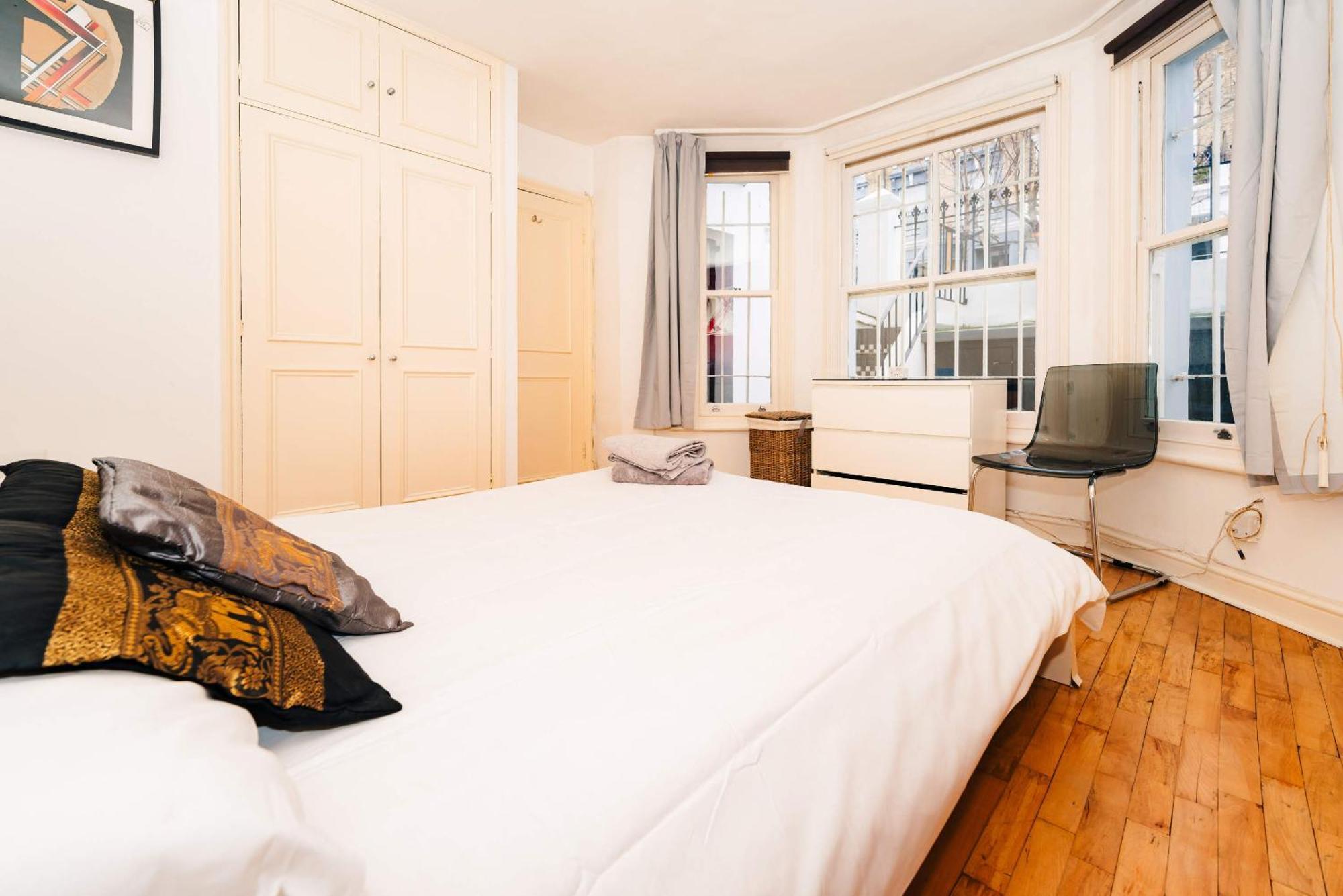 Сasa de vacaciones 2 Bed Portobello Rd - Moments From Tube!