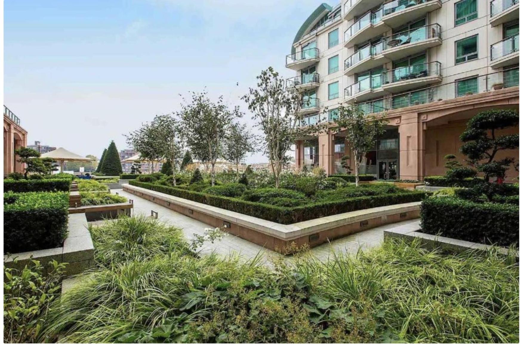 Apartment Flat In For 4 London