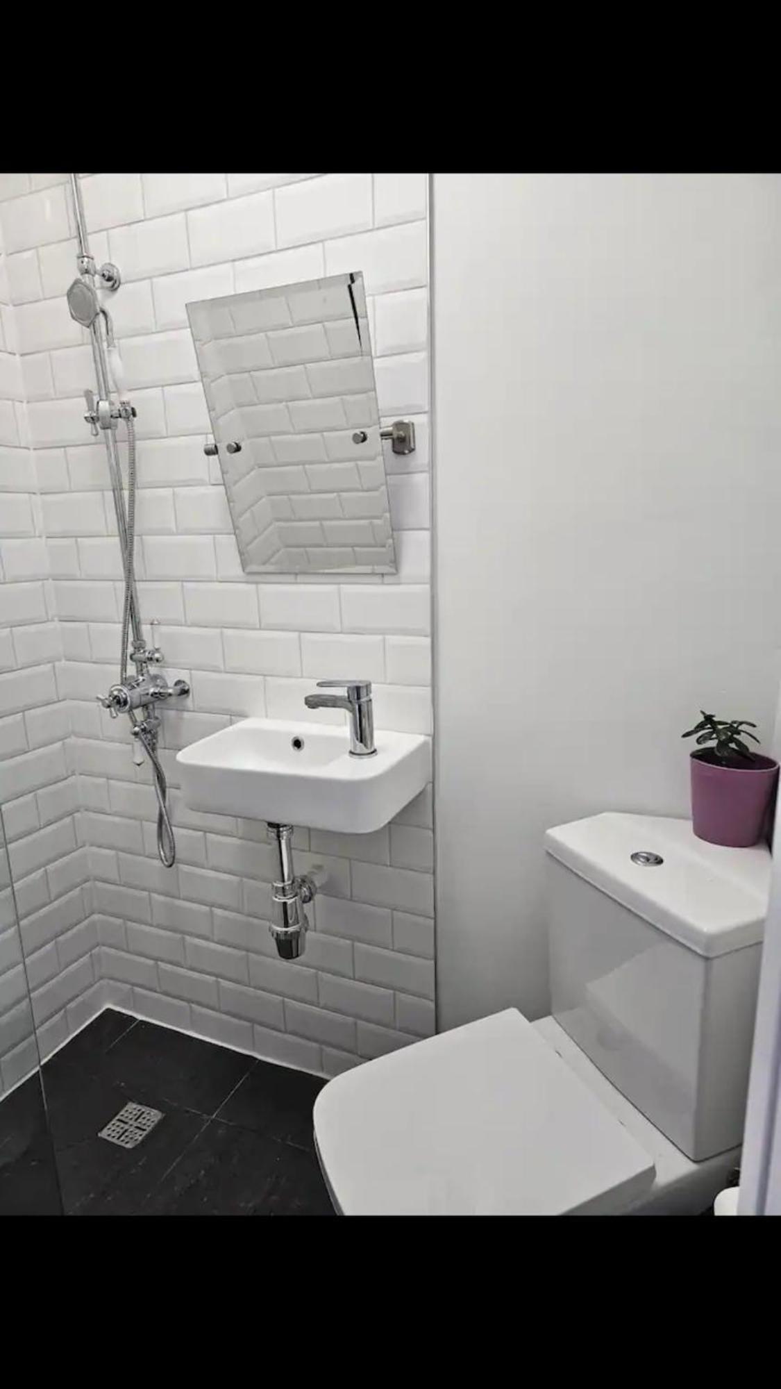 Apartment Hideaway In Highgate Village London