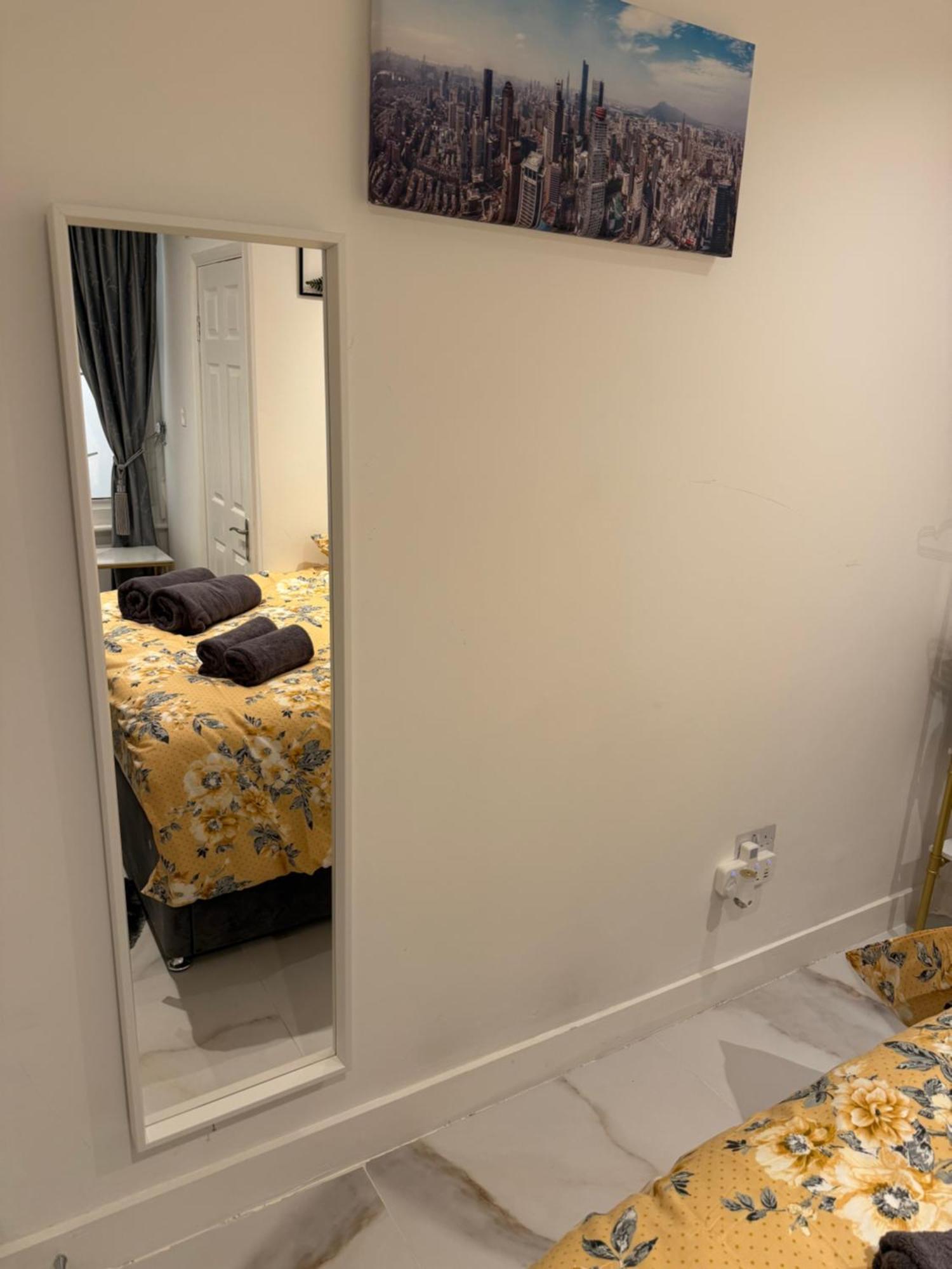 Luxury In Victoria, 7 Minutes Walk To Victoria Station, 2 * Londres