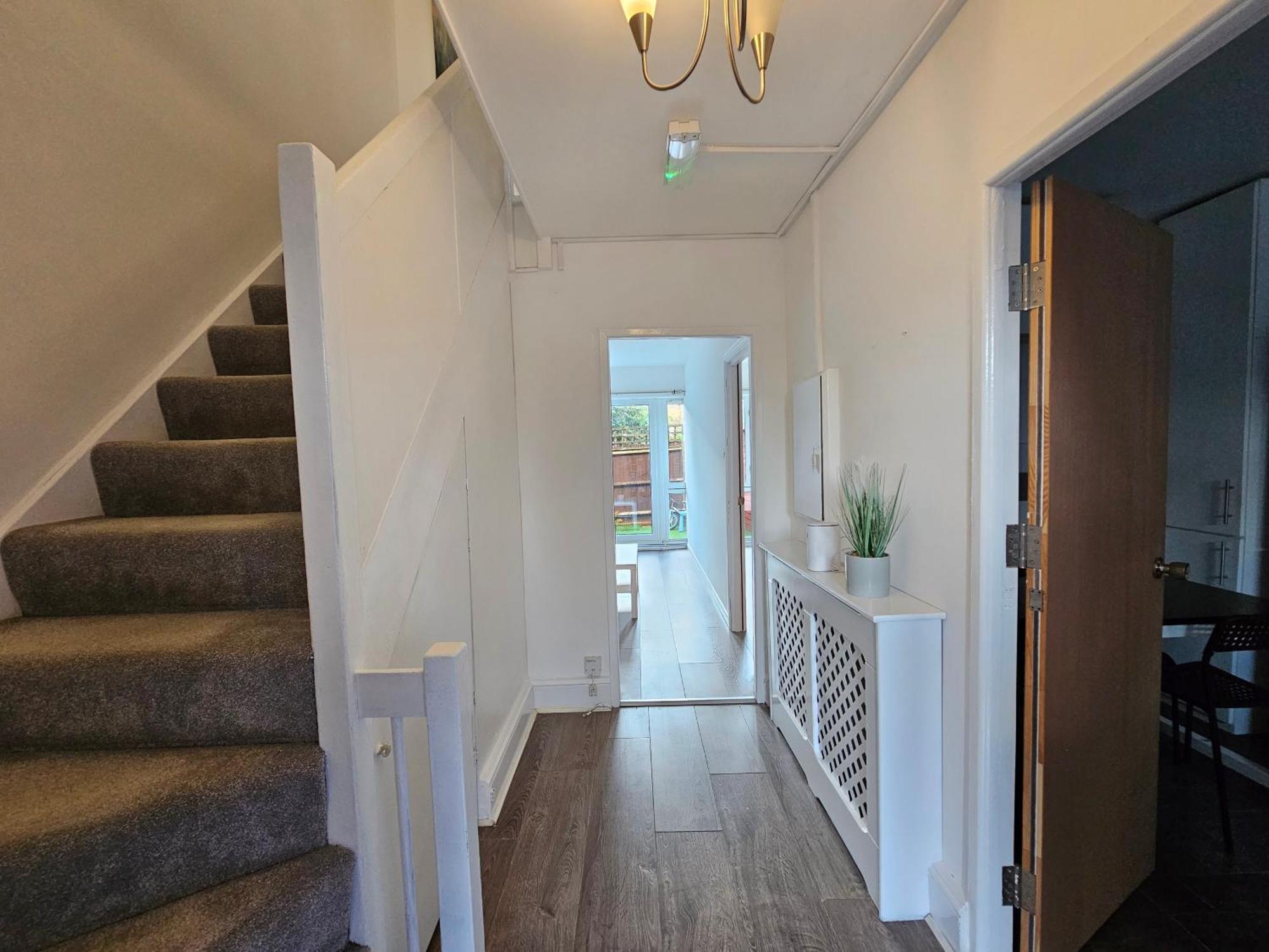 E1 Guest house London