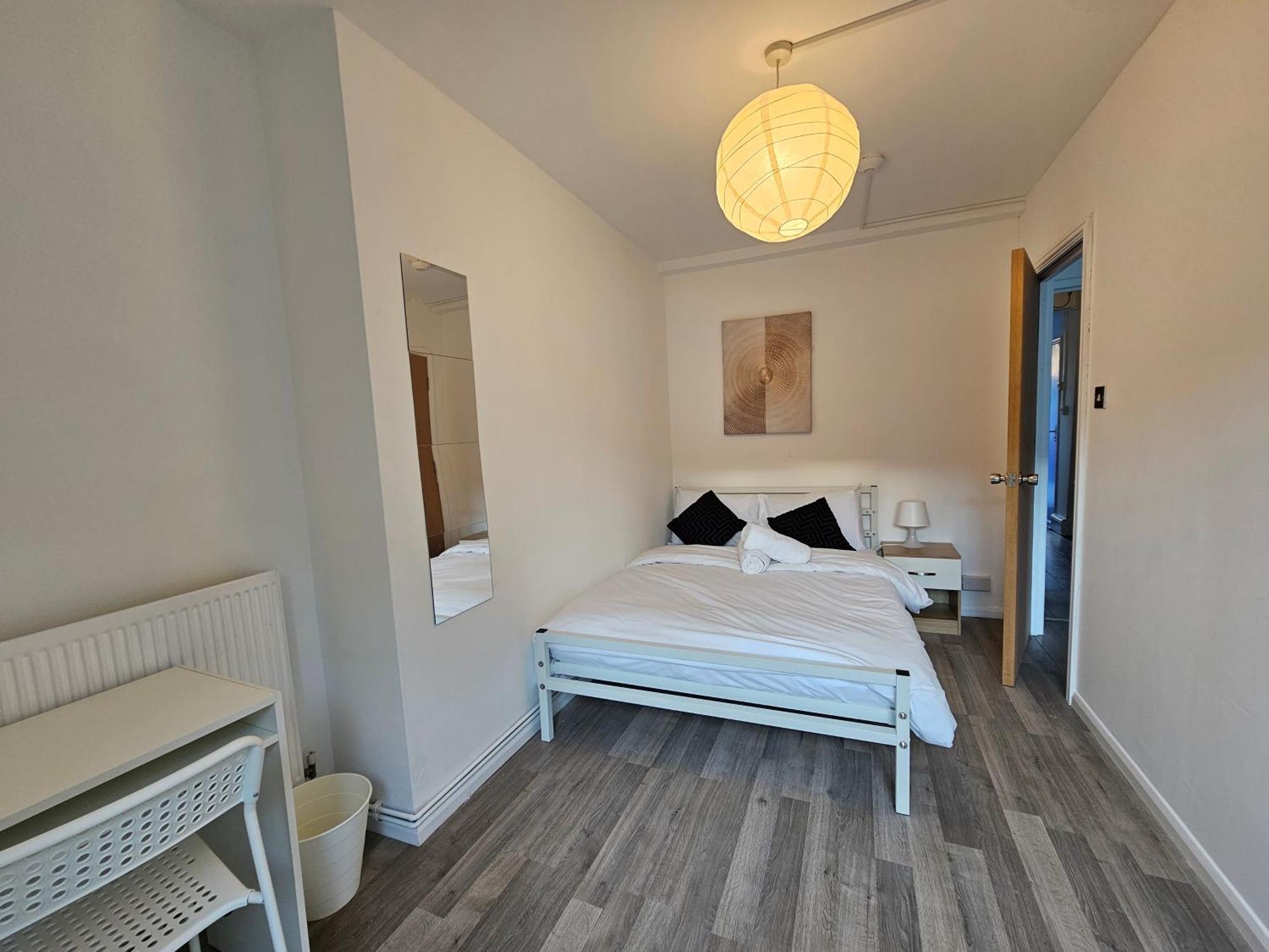 Guest house E1 *