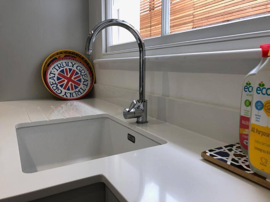Charming Victorian Notting Hill Holiday home London