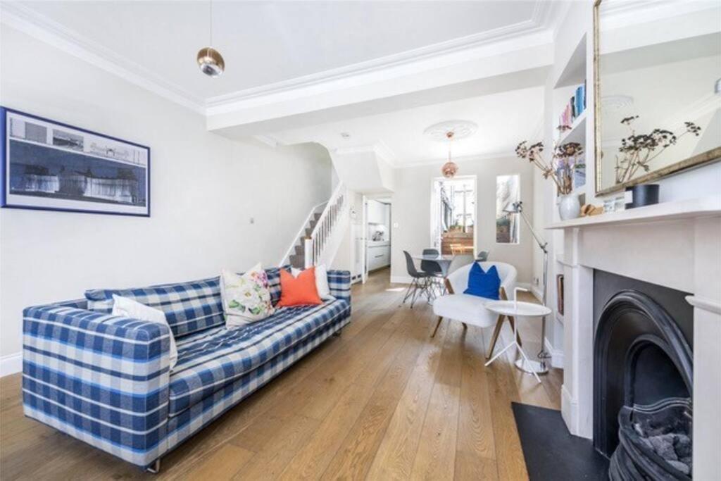 Charming Victorian Notting Hill London