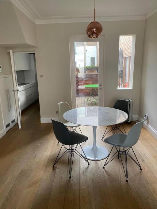 Charming Victorian Notting Hill Holiday home *